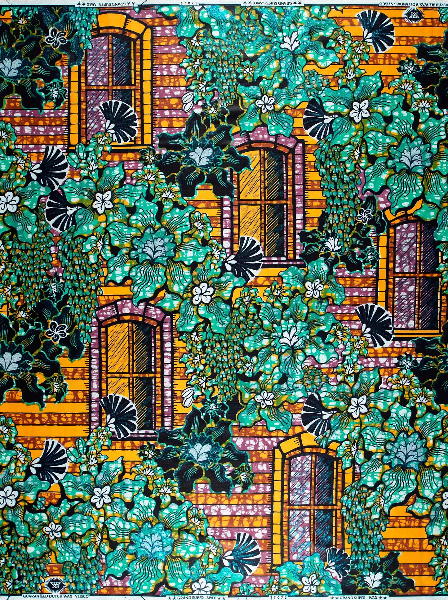 Vibrant green black floral-patterned fabric grand super-wax vls7072.001