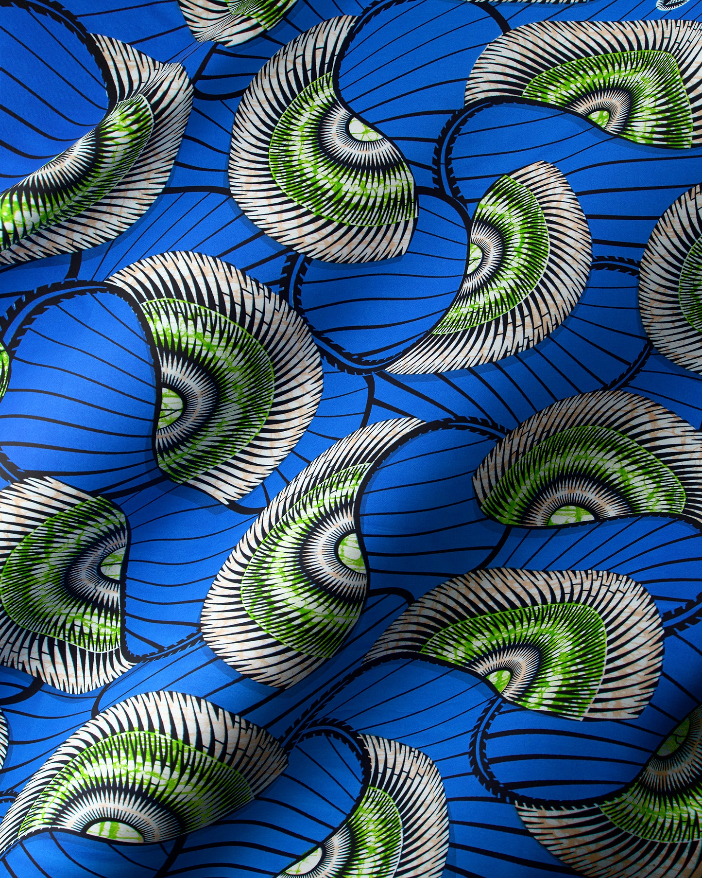 Vibrant blue fabric bold patterns super-wax vls7254.010