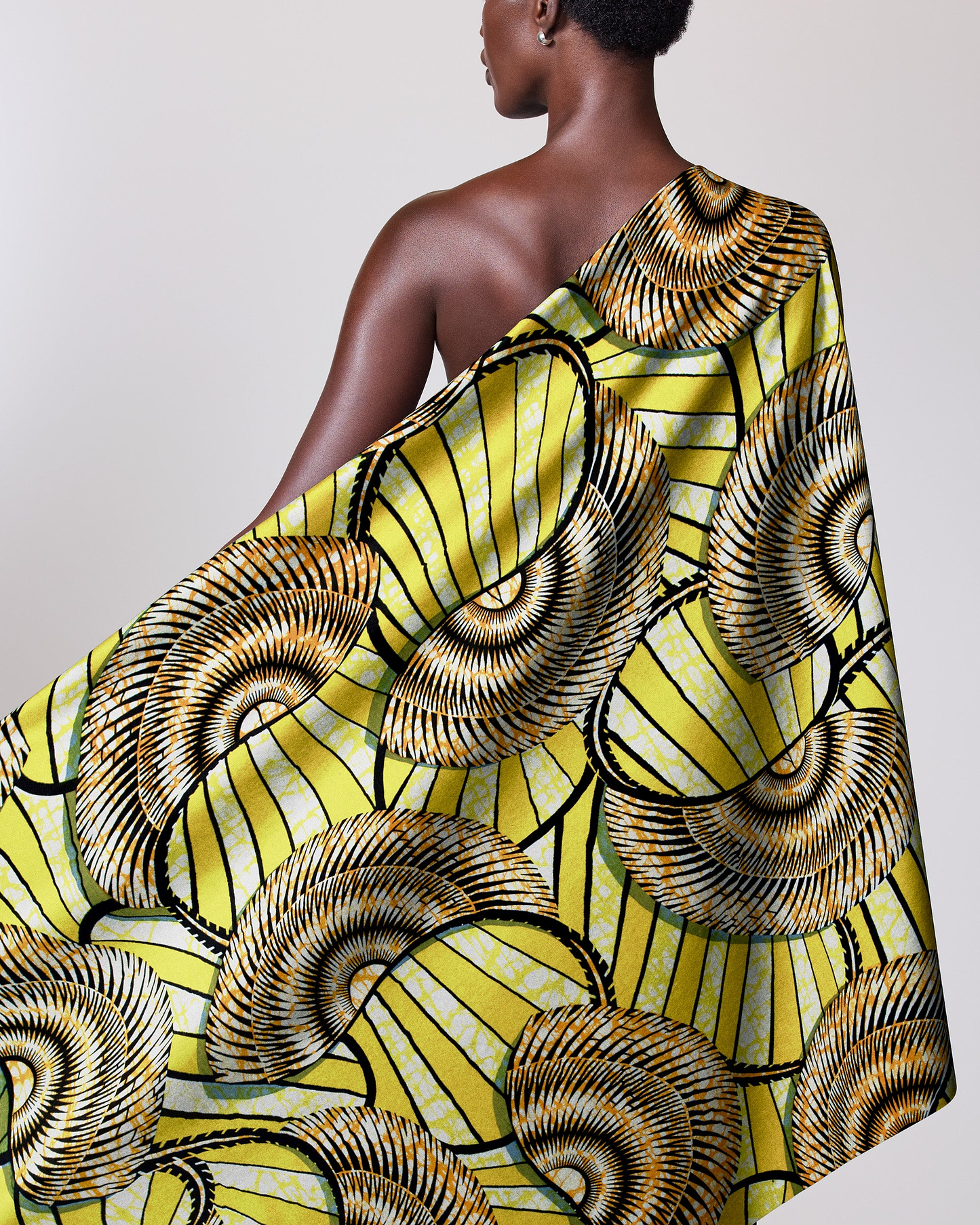 Vibrant yellow fabric bold black super-wax vls7254.016