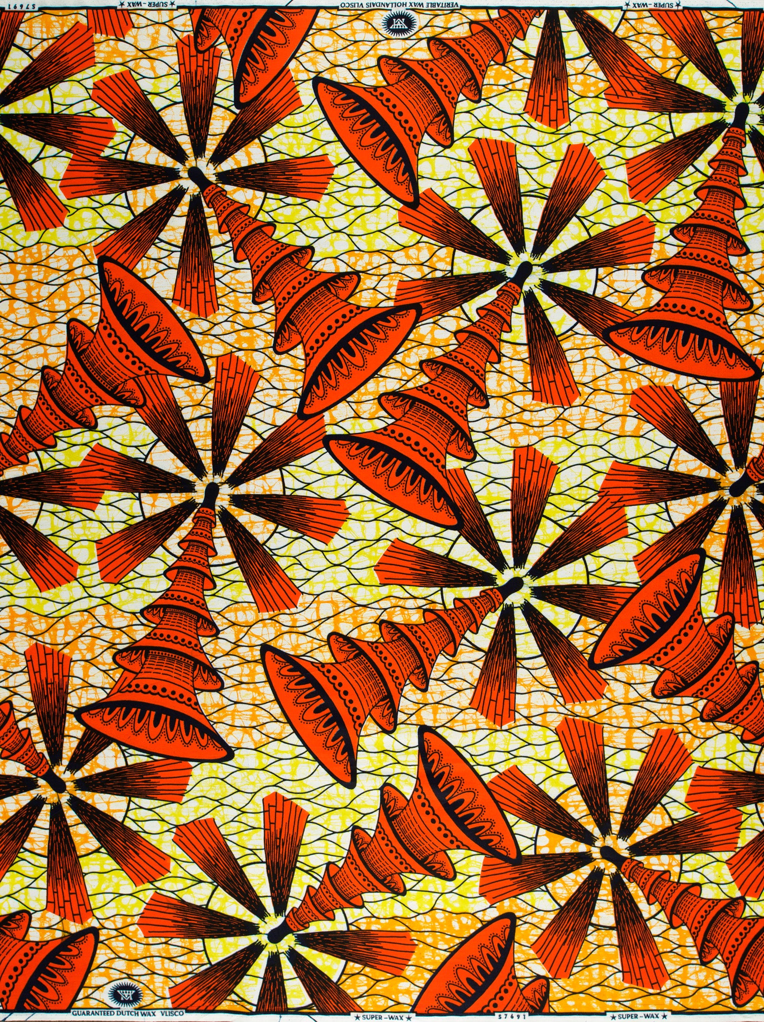 Vibrant red black conical floral super-wax vls7691.006