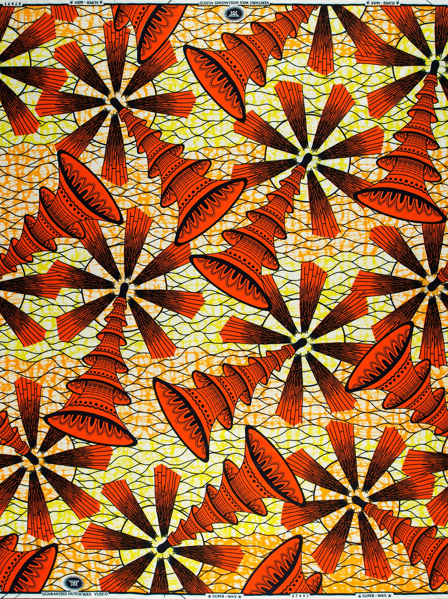 Vibrant red black conical floral super-wax vls7691.006