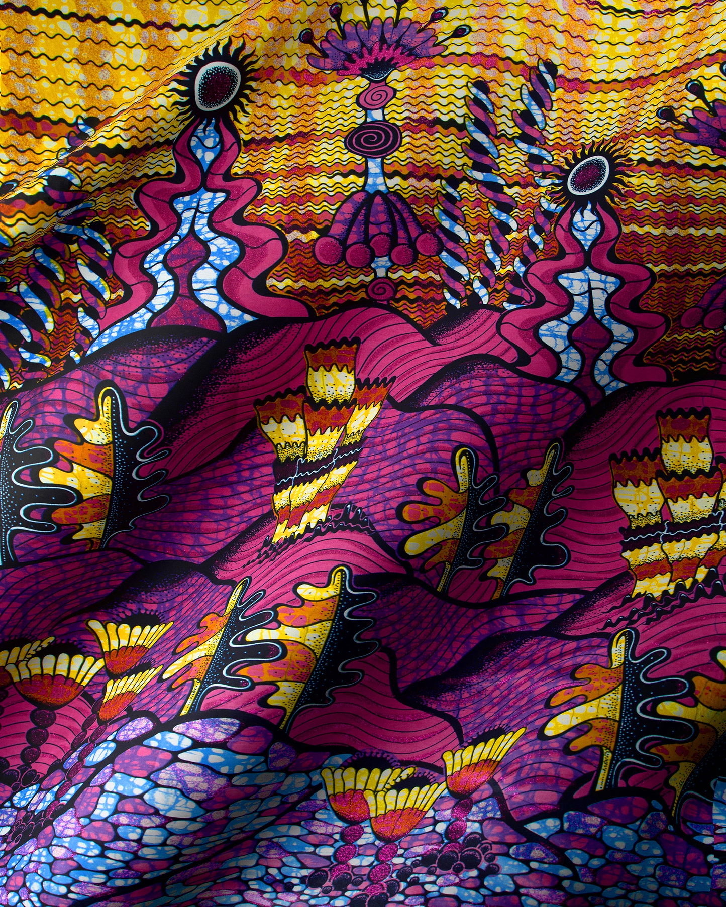 Vibrant abstract-patterned fabric bold magenta grand super-wax vls7857.001