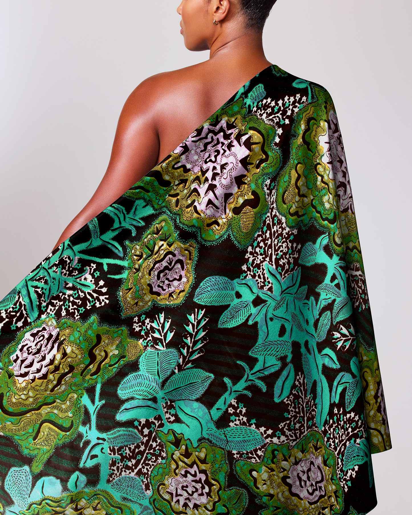 Vibrant green black one-shoulder wrap grand super-wax vls8188.004
