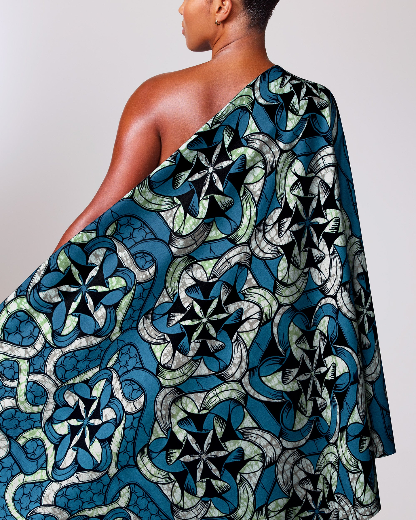 Vibrant blue black white patterned super-wax vls8270.012