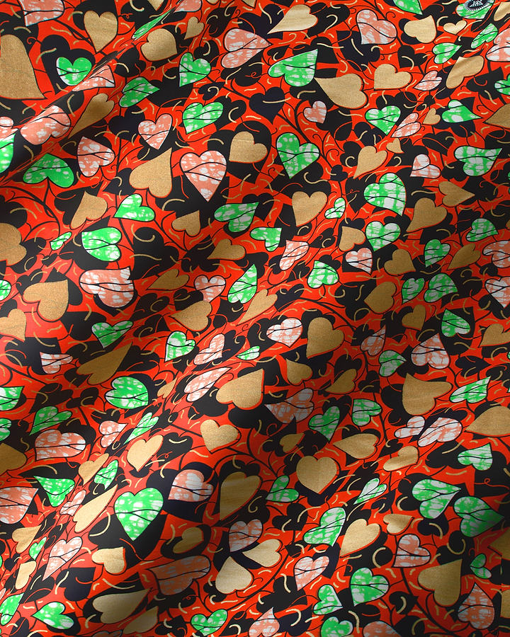 Vibrant red fabric adorned lively super-wax vls9187.018