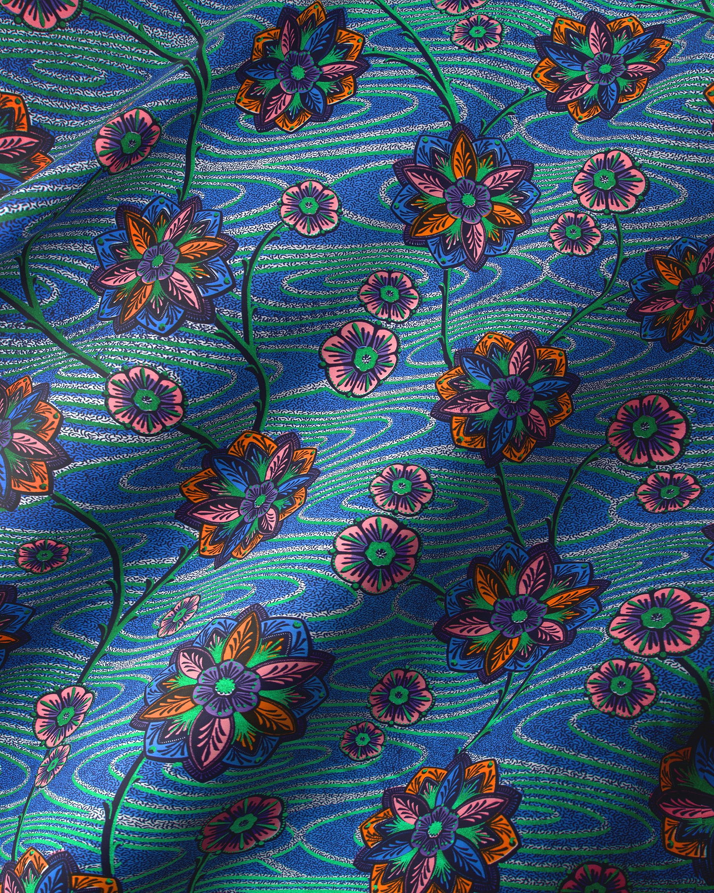 Vibrant multicolored floral fabric intricate satin royal vlw0478.001