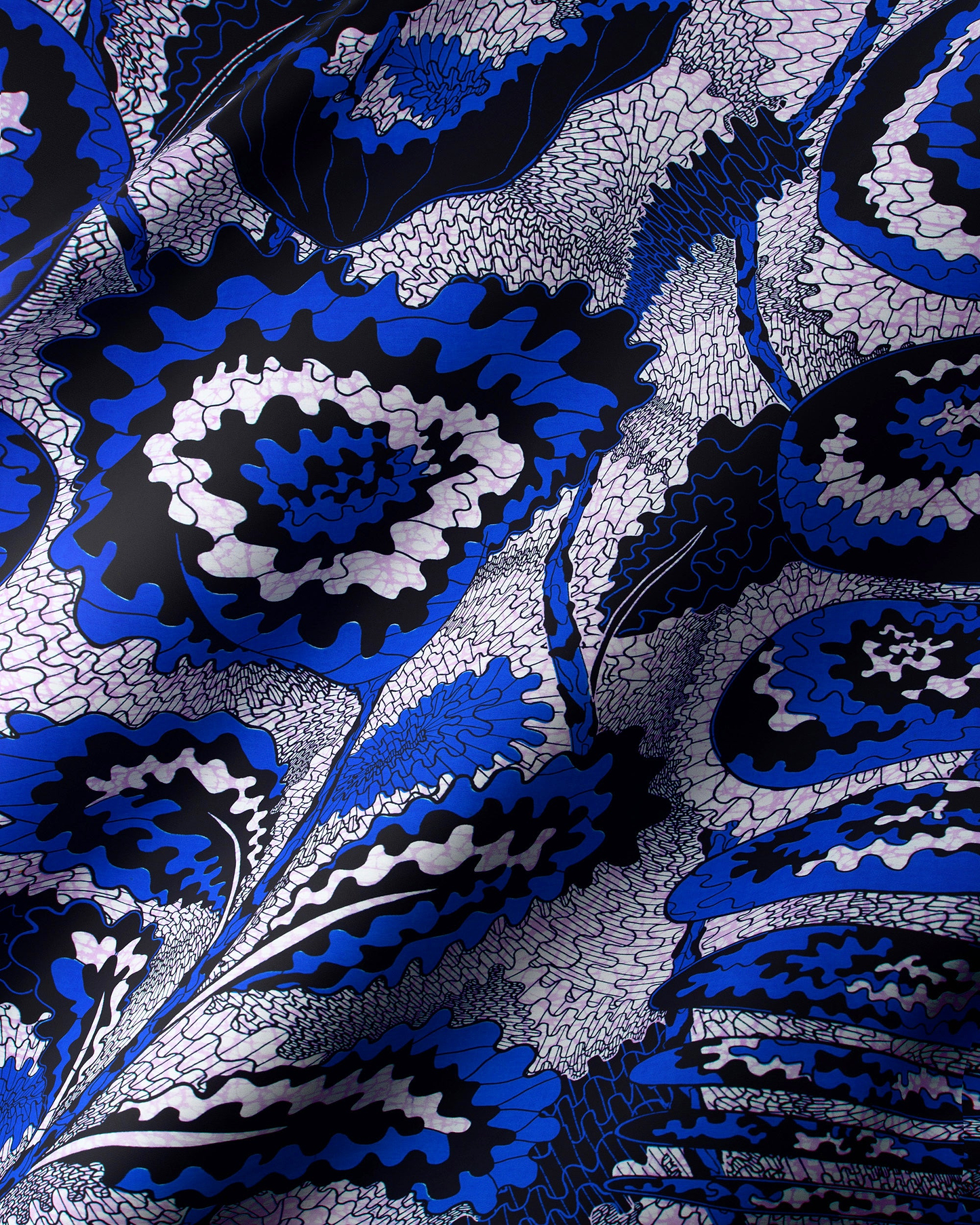 Vibrant blue black white floral-patterned wax hollandais vlw1827.004