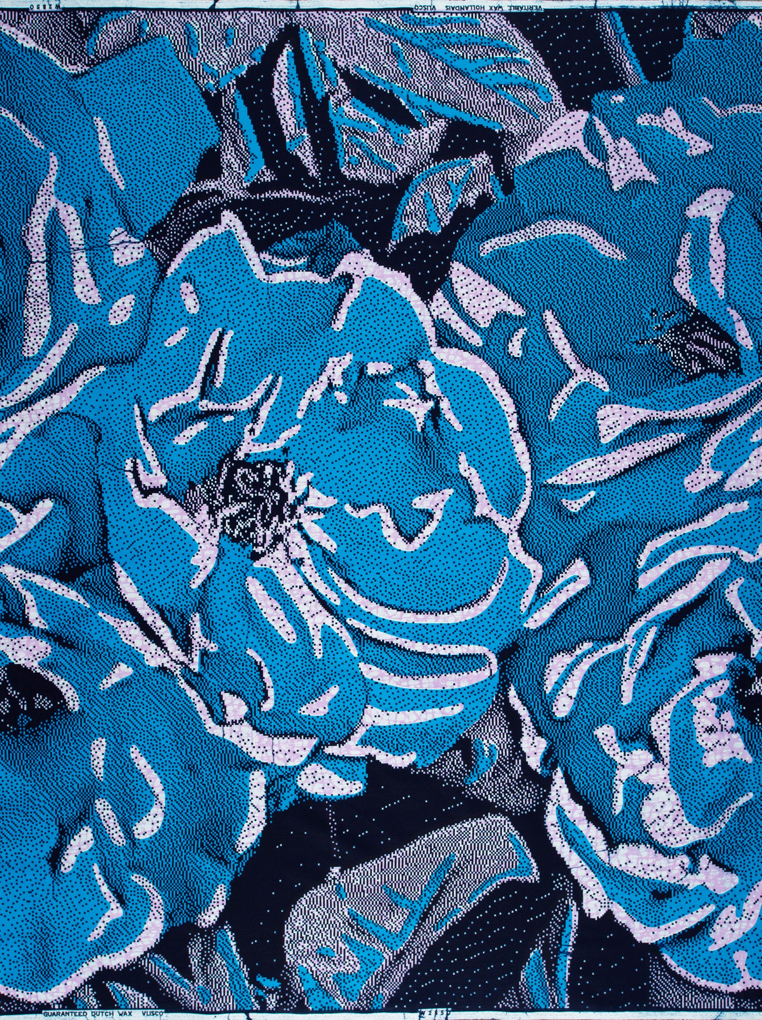 Vibrant blue floral fabric bold wax hollandais vlw2850.006