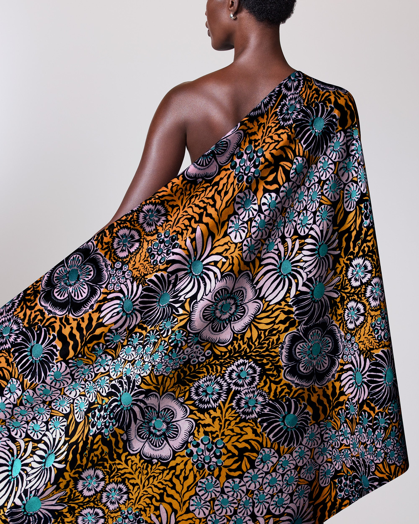 Vibrant one-shoulder wrap dress bold wax hollandais vlw3256.016