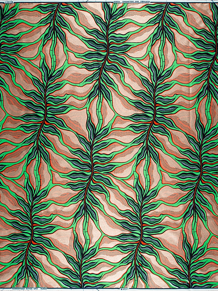 Vibrant green leafy patterned fabric wax hollandais vlw4857.025