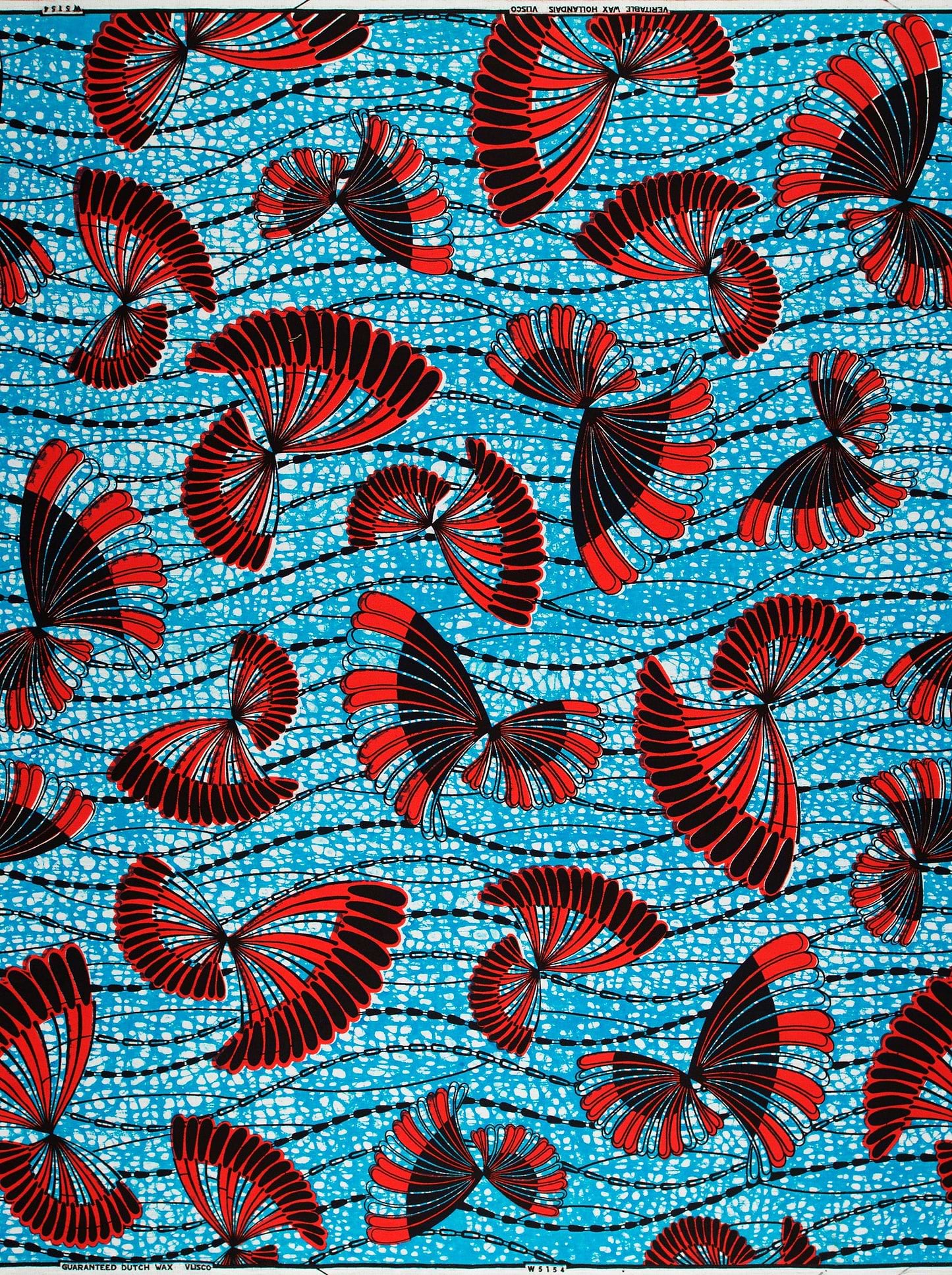 Vibrant red black fan-shaped motifs wax hollandais vlw5154.002