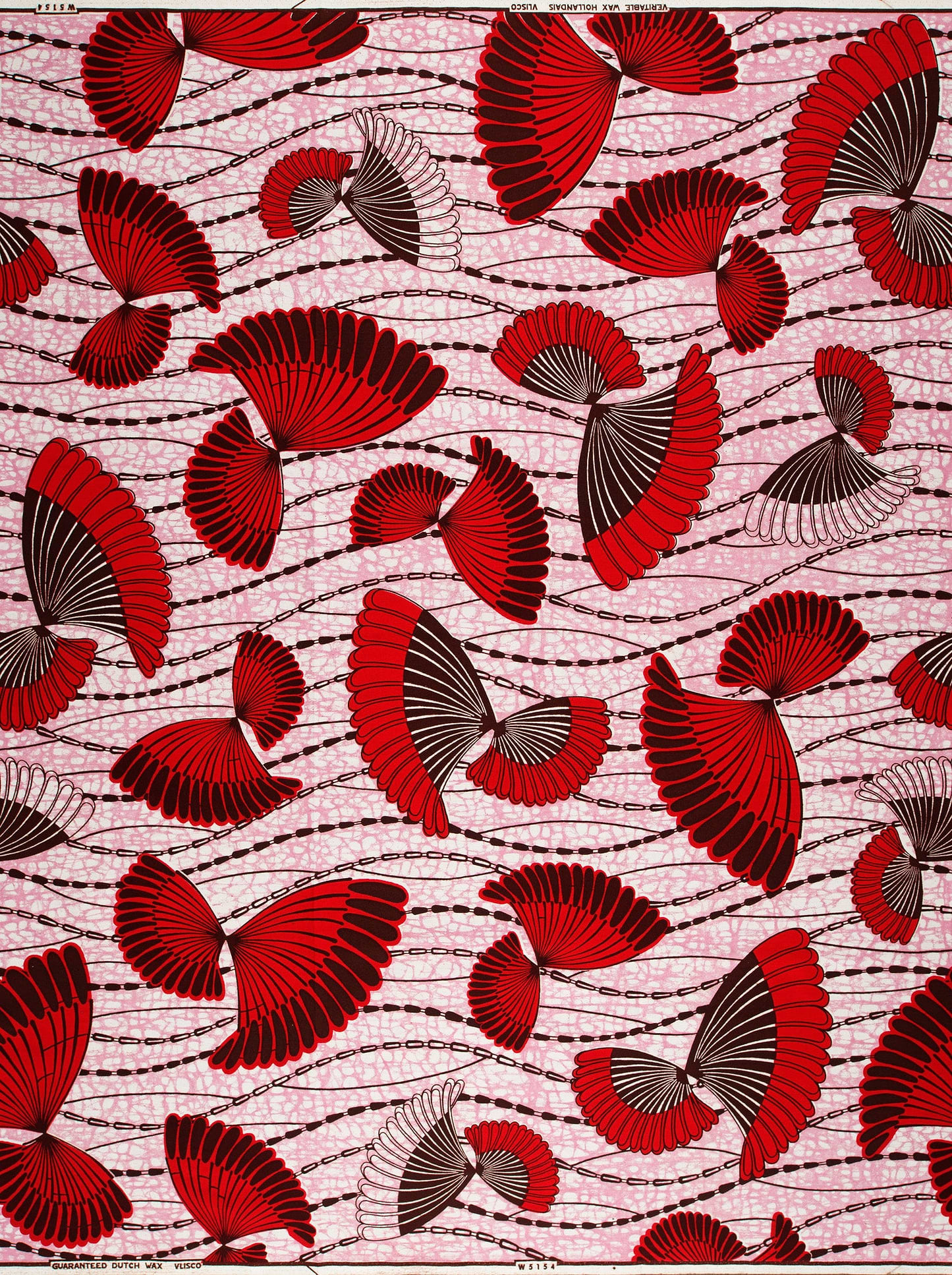 Vibrant red black fan-shaped motifs wax hollandais vlw5154.006