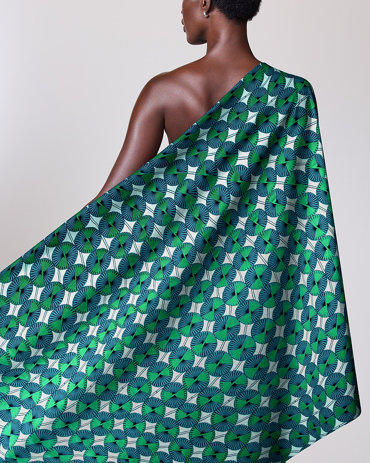 Wax Hollandais | VLW5337.042 | Emerald Green Embellished