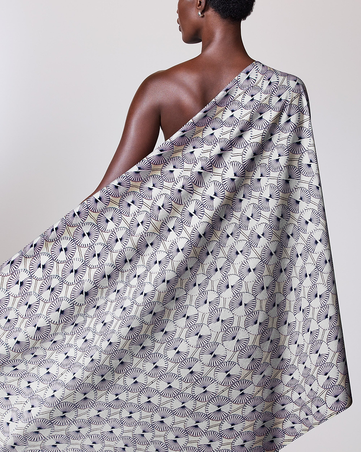 Wax Hollandais | VLW5337.043 | Silver Embellished