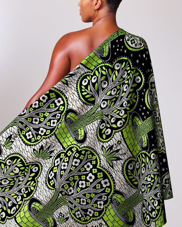 Vibrant green black patterned fabric wax hollandais vlw5403.008