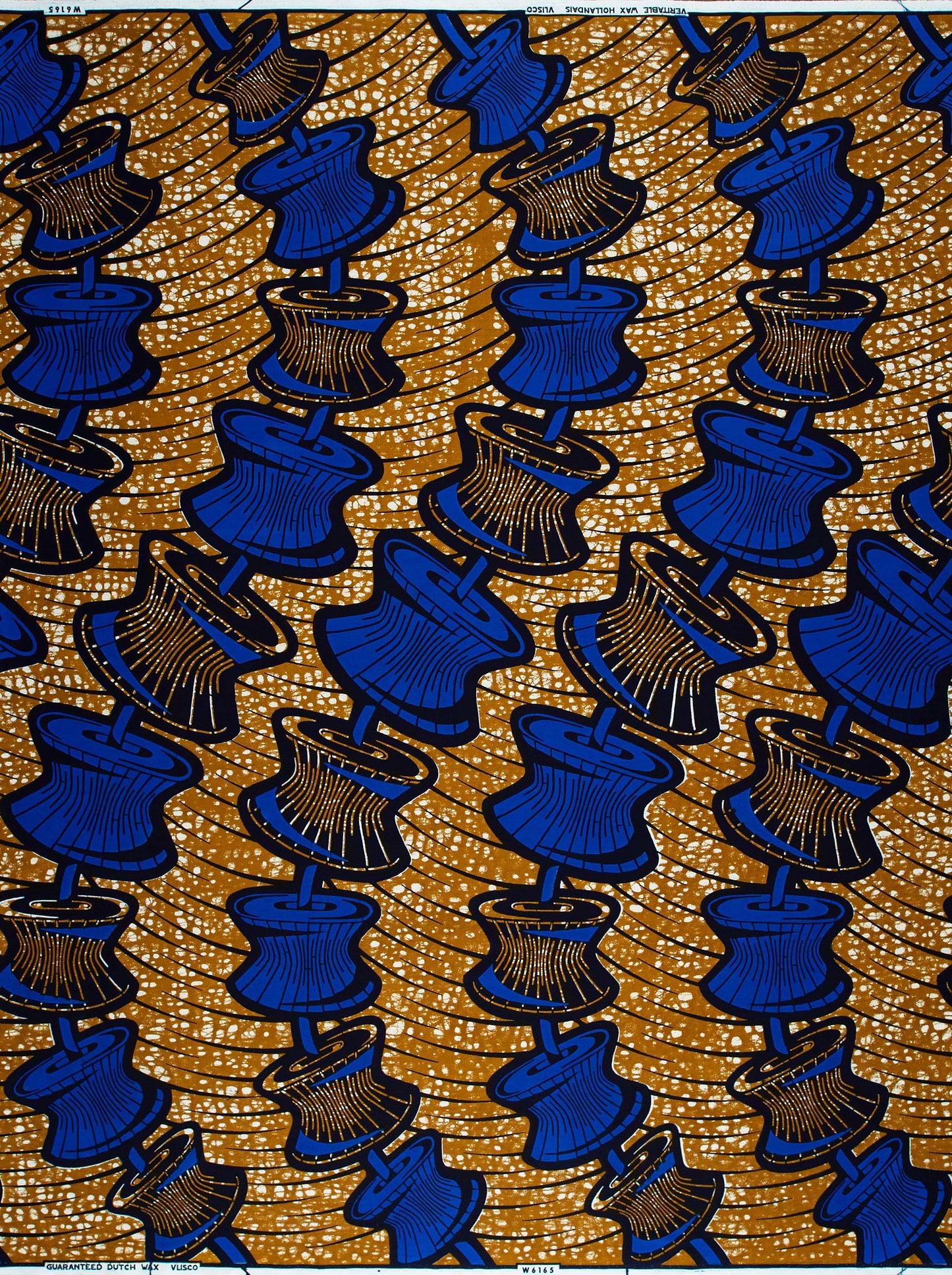 Vibrant blue spool-shaped motifs black wax hollandais vlw6165.004