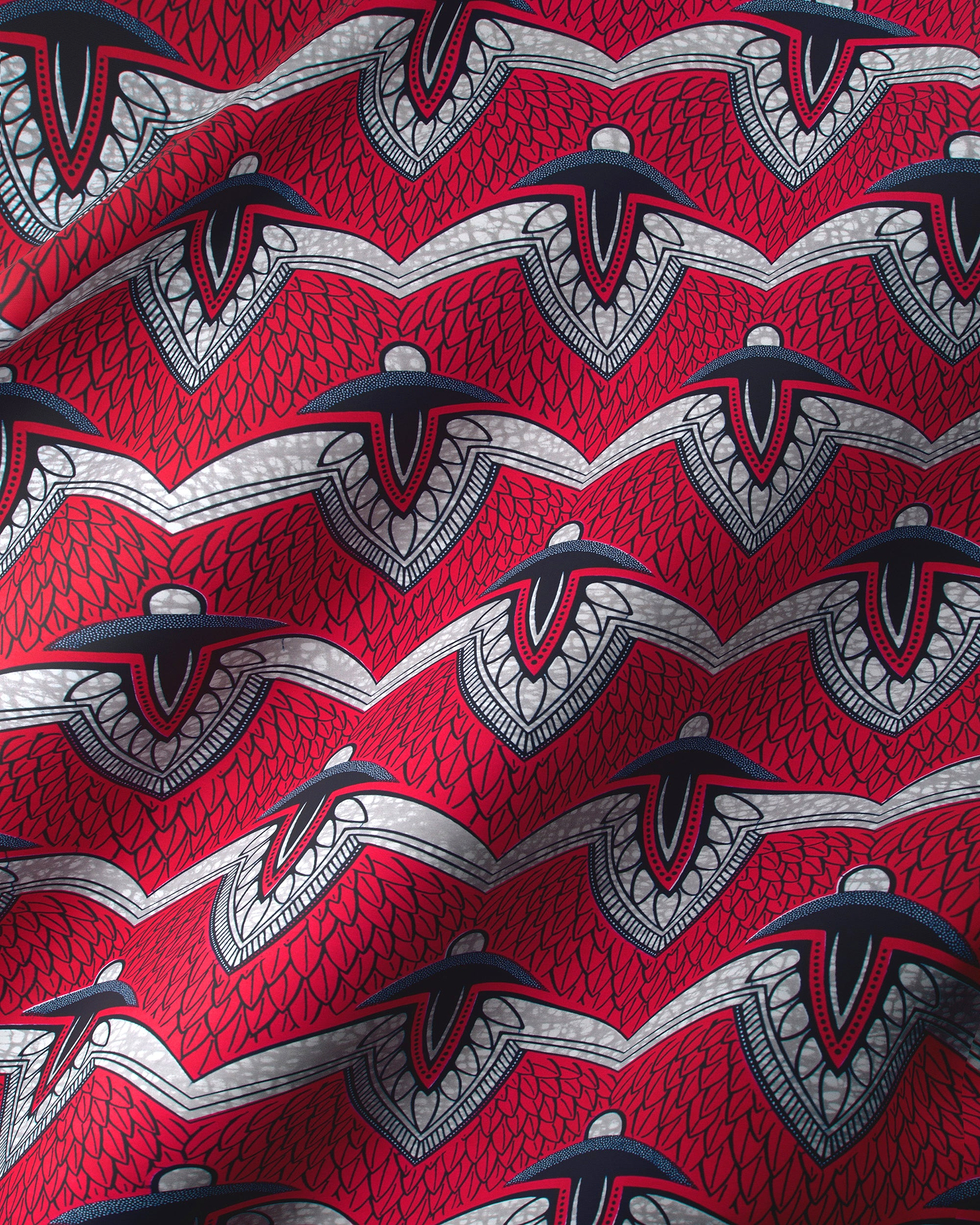 Vibrant red fabric bold pattern wax hollandais vlw7312.002