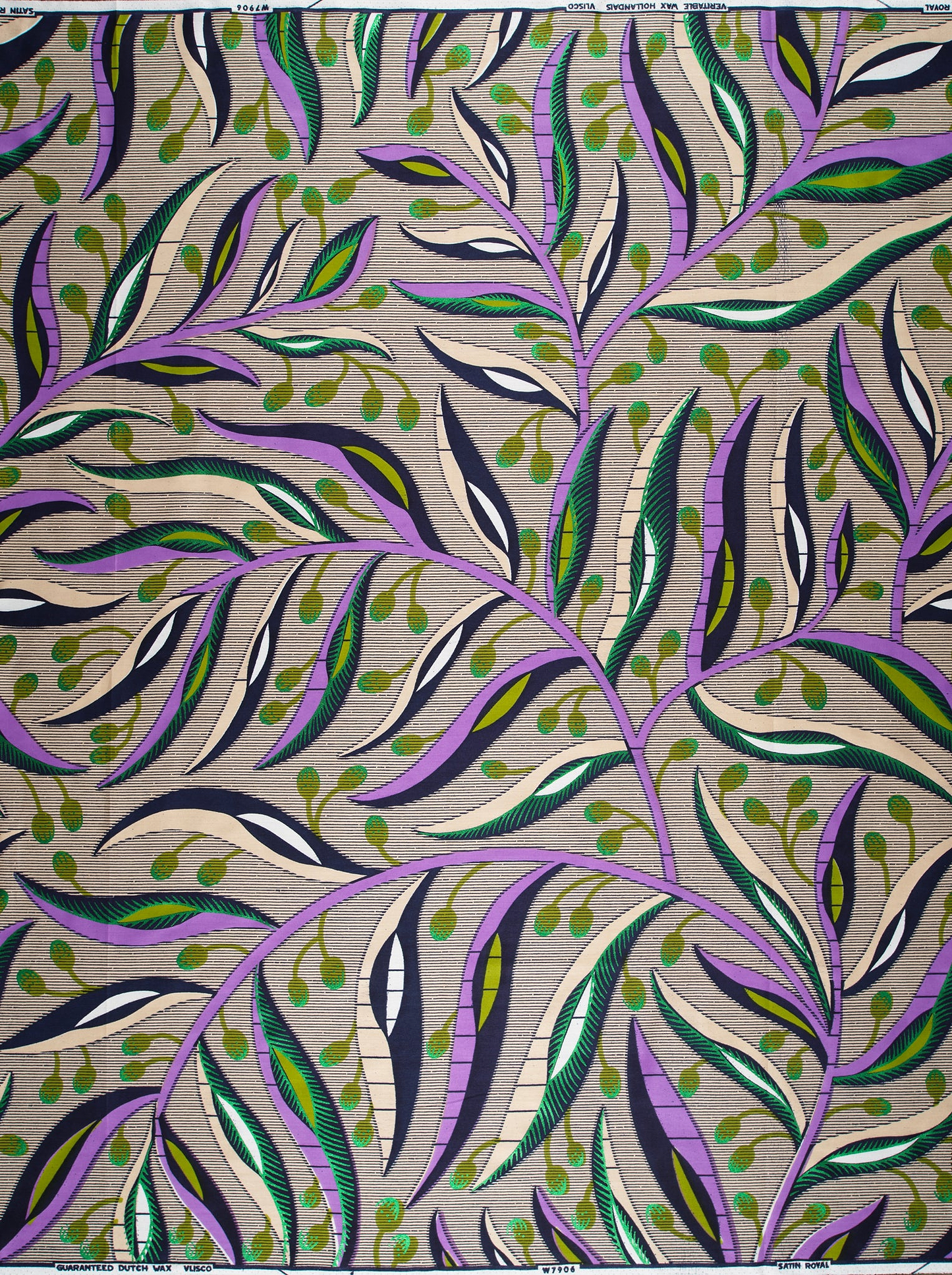 Satin Royal | VLW7906.005 | Orné de Vert Émeraude