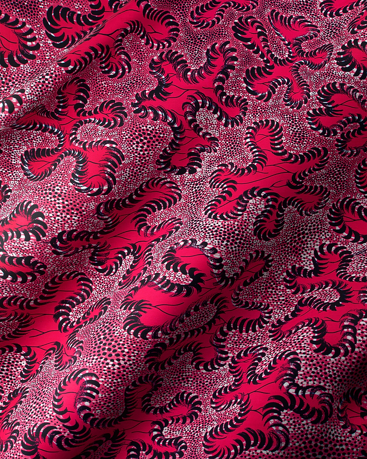 Vibrant red fabric bold black wax hollandais vlw8651.001