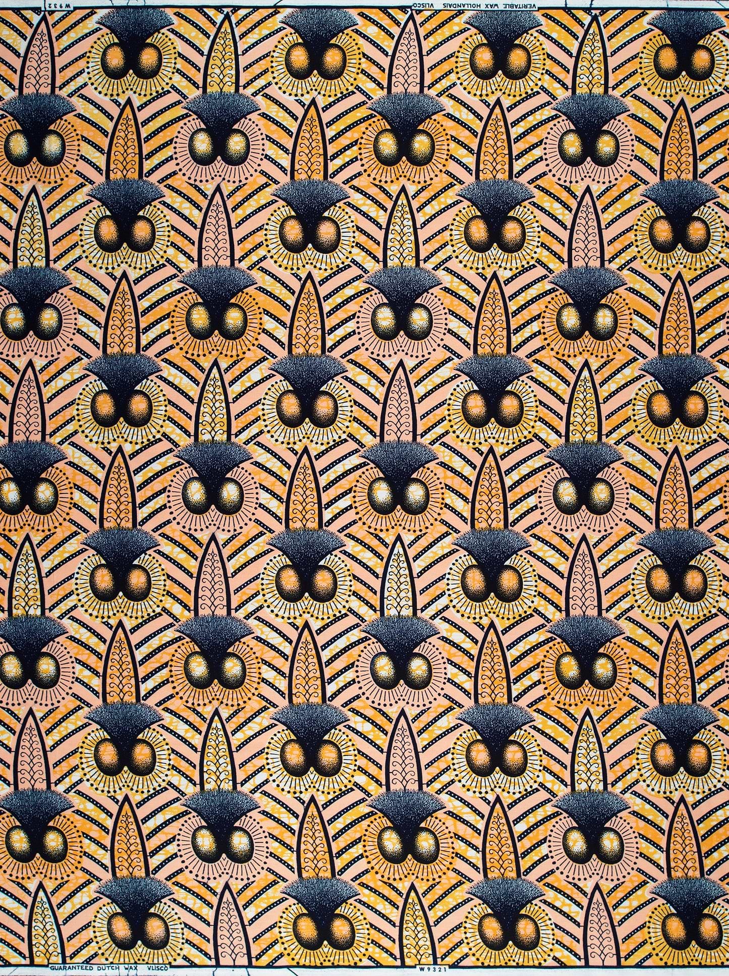 Vibrant patterned fabric stylized owl wax hollandais vlw9321.001