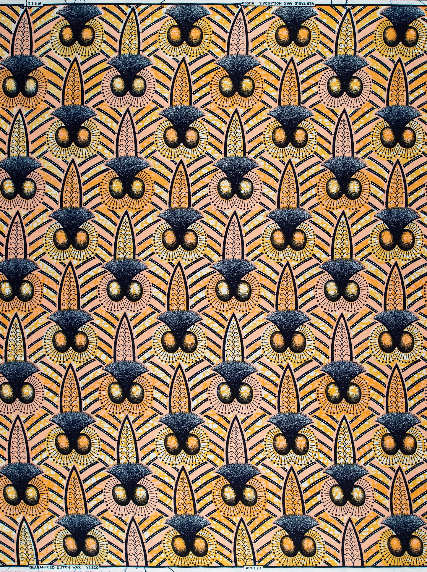 Vibrant patterned fabric stylized owl wax hollandais vlw9321.001