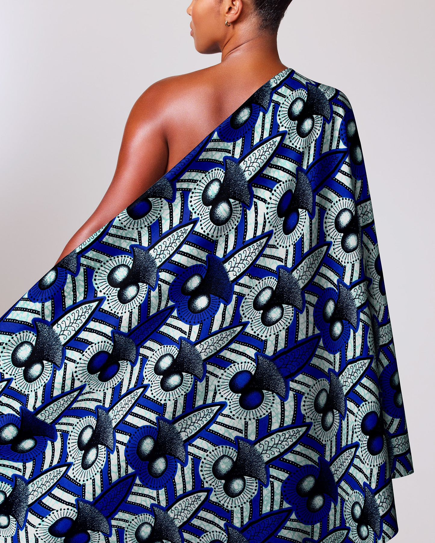Vibrant blue white black patterned wax hollandais vlw9321.004