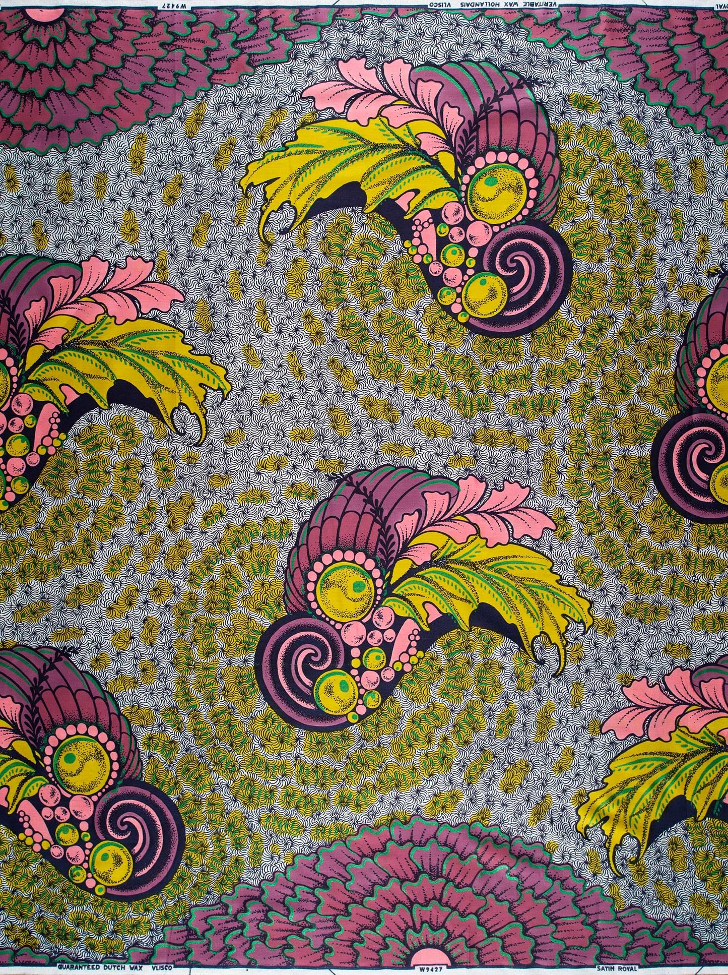 Vibrant pink yellow paisley-patterned fabric satin royal vlw9427.006