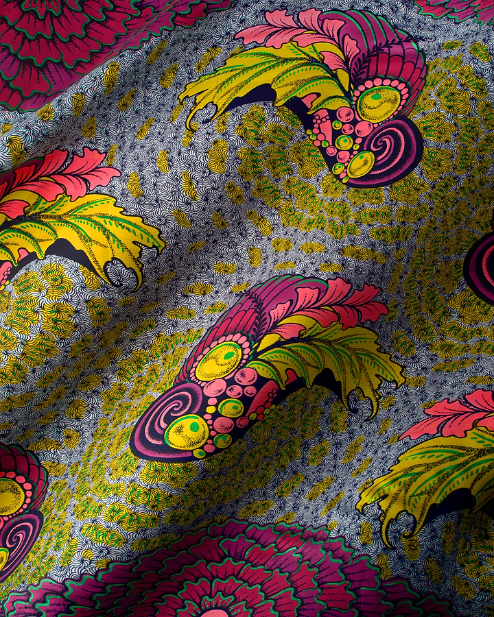 Vibrant psychedelic-patterned fabric bold pink satin royal vlw9427.006