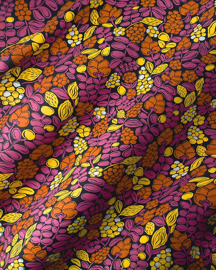 Vibrant floral fabric bold purple wax hollandais vlw9431.006