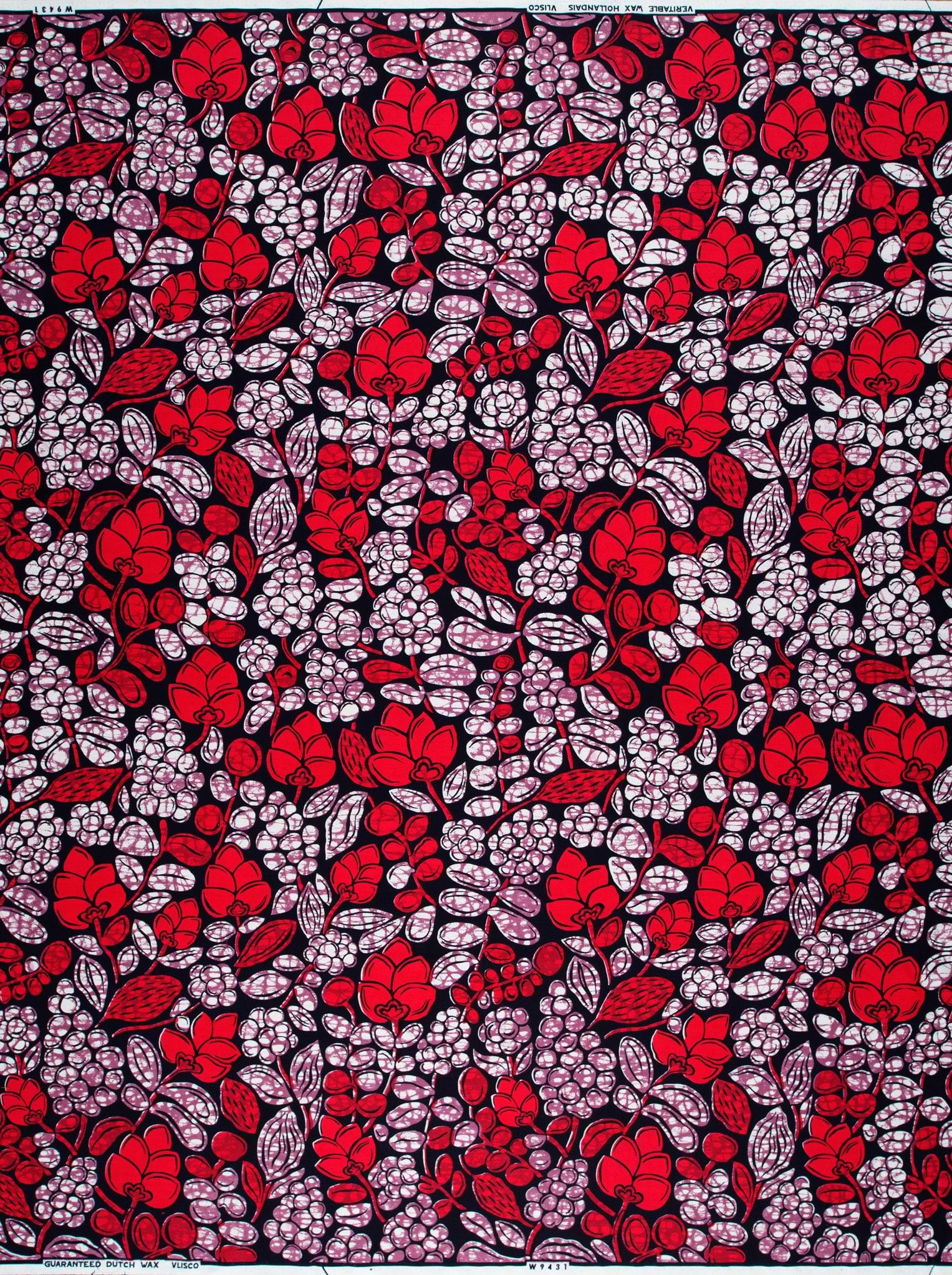 Vibrant red white floral-patterned fabric wax hollandais vlw9431.007