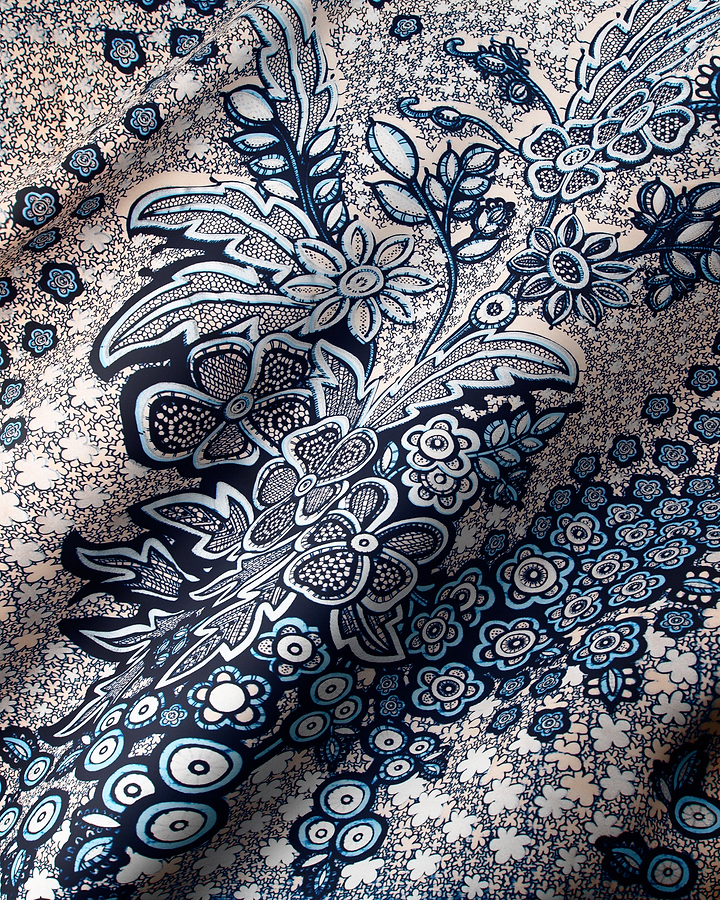 Wax Hollandais | VLW9700.028 | Silver Embellished