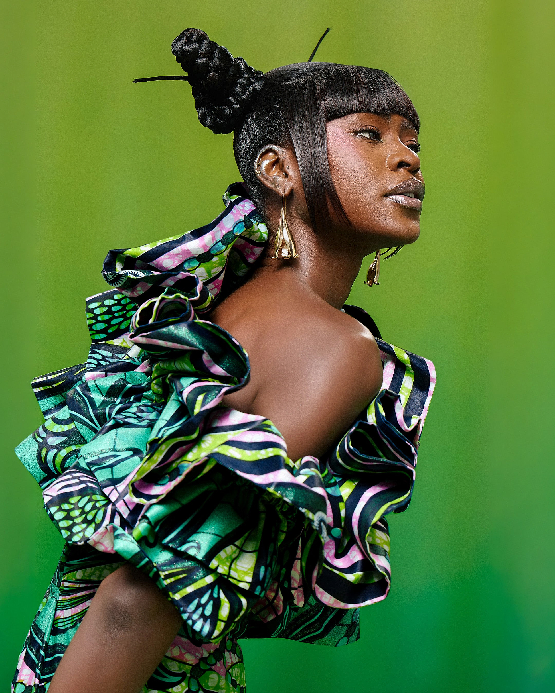 Vibrant off-the-shoulder dress made bold grand super-wax vls9099.001