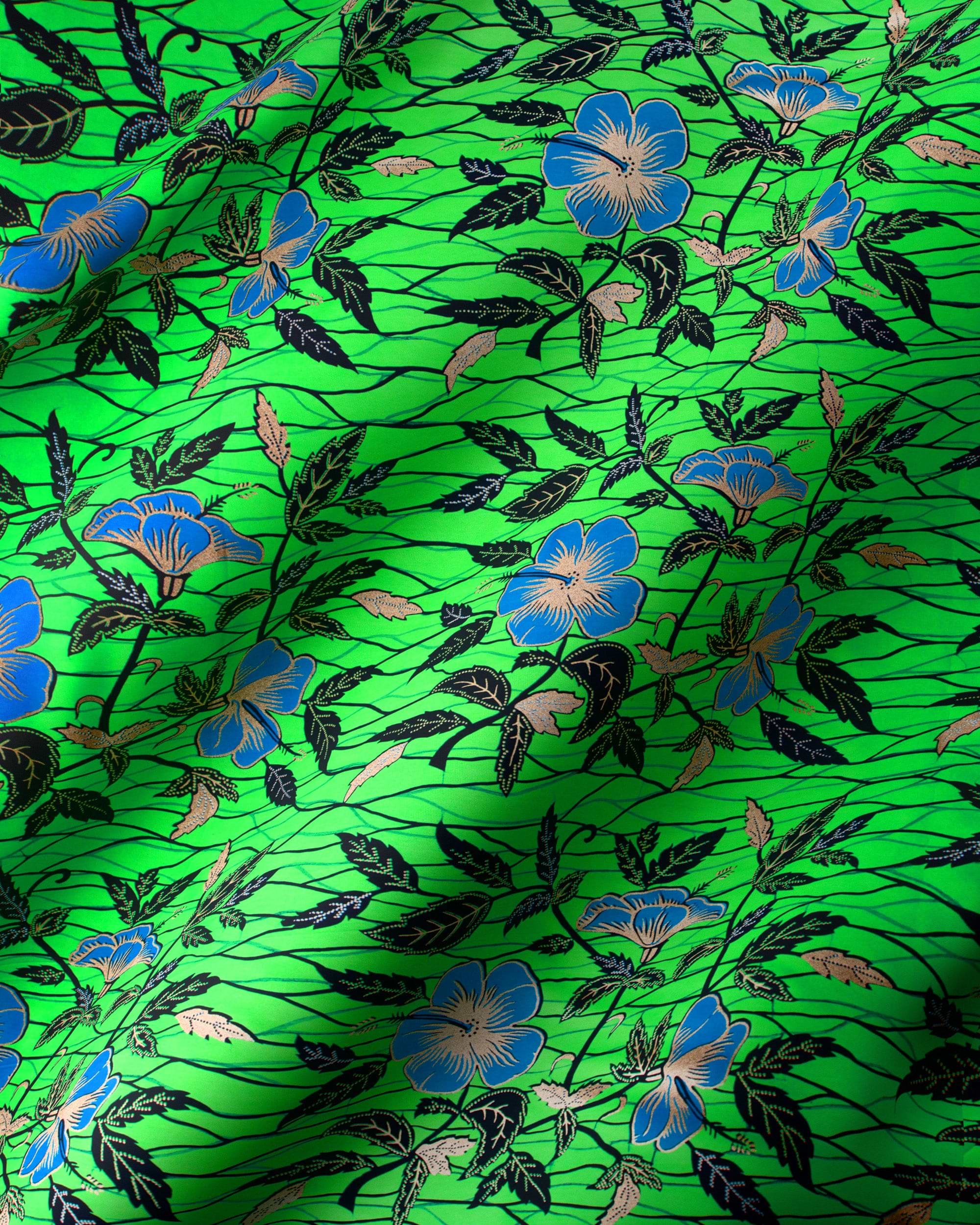 Vibrant green fabric adorned pattern wax hollandais vl00921.281