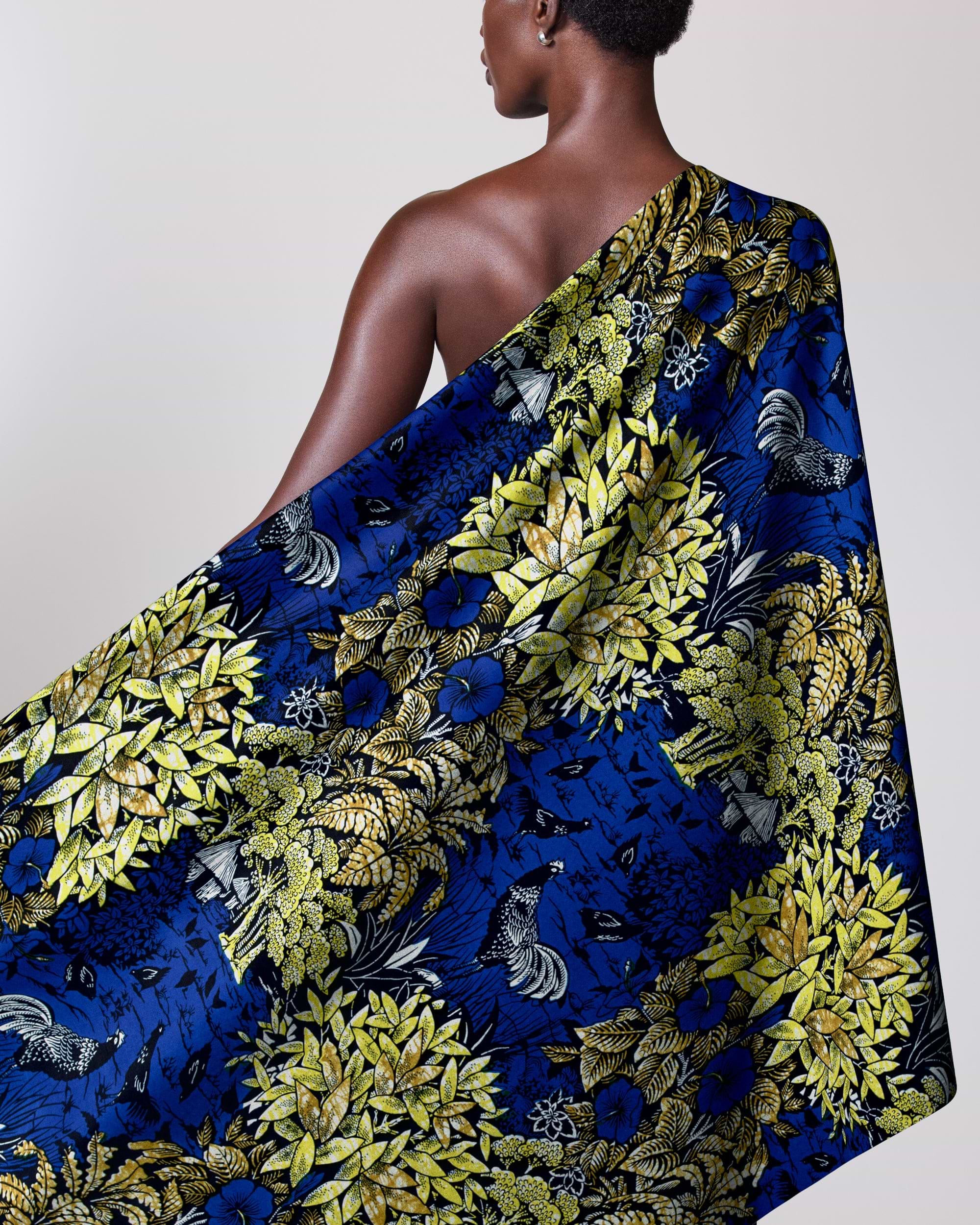 Vibrant blue gold patterned fabric super-wax vl03241.158