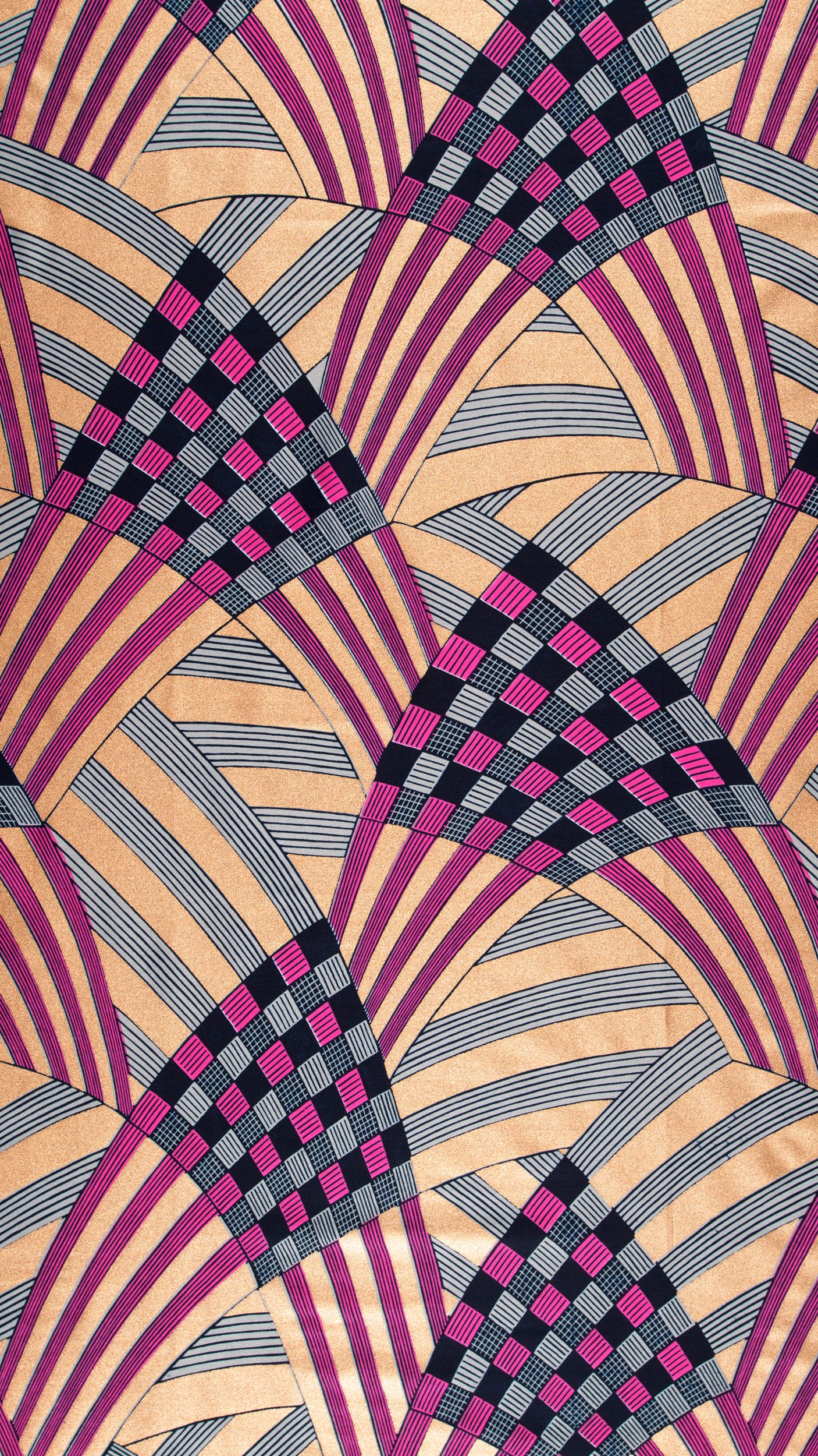 Vibrant geometric-patterned fabric bold pink wax hollandais vl03595.041
