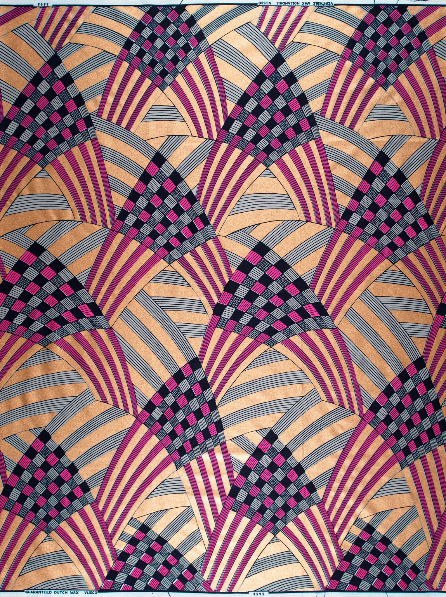 Art deco patterned fabric geometric wax hollandais vl03595.041
