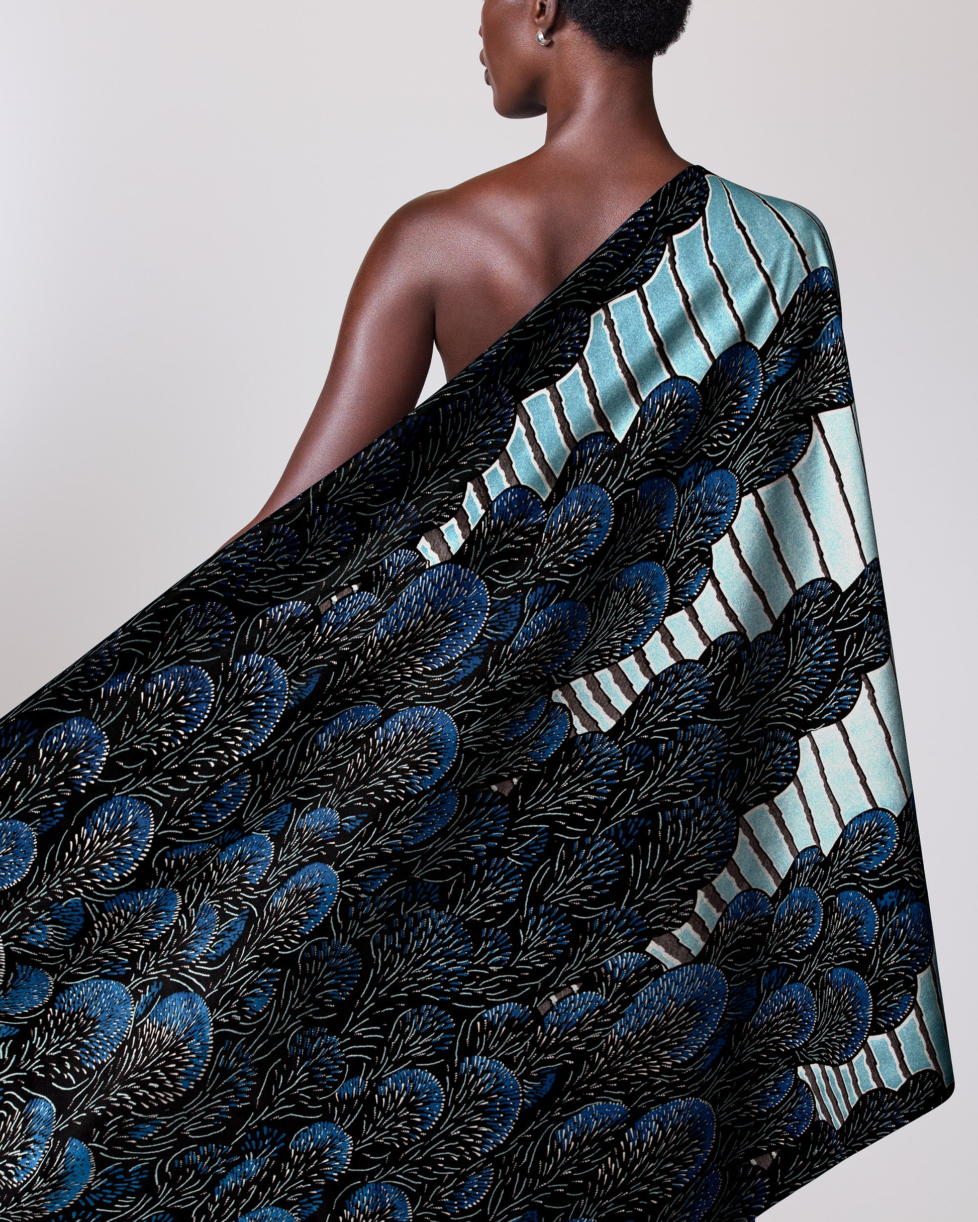 Black blue patterned fabric draped wax glitterglam vl03762.013