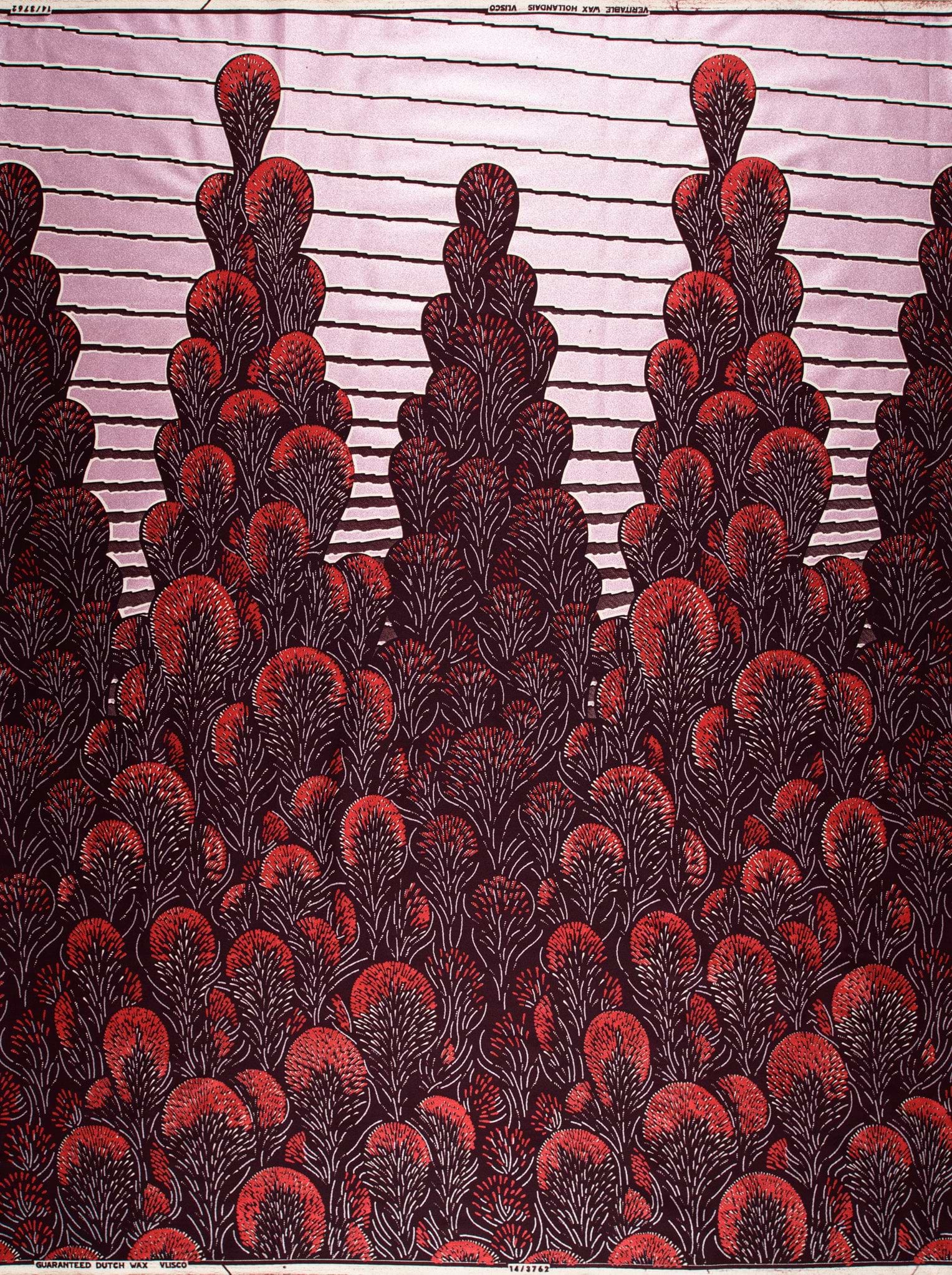 Fabric features bold pattern stylized wax glitterglam vl03762.015