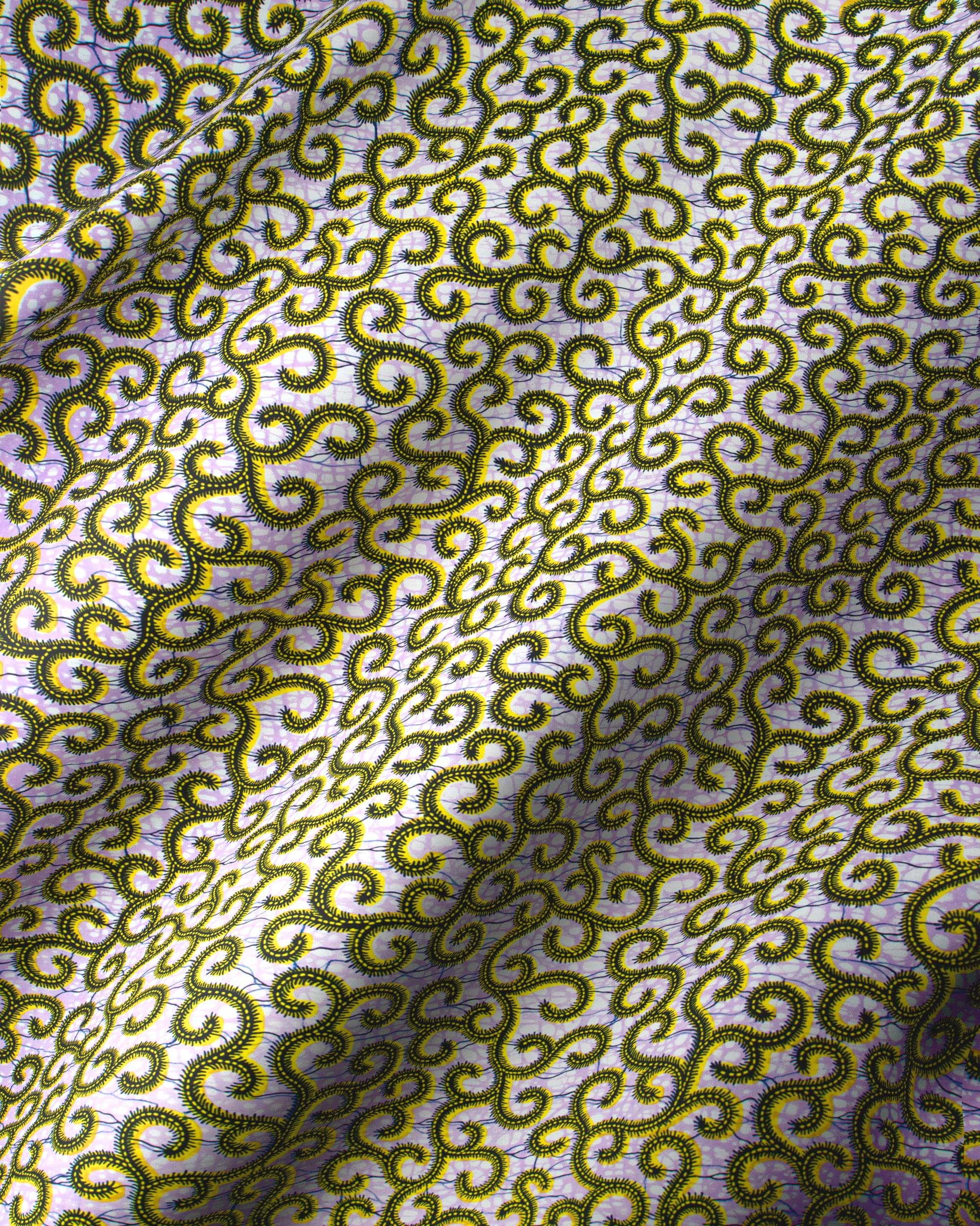Vibrant yellow black patterns adorn wax hollandais vl0h907.239