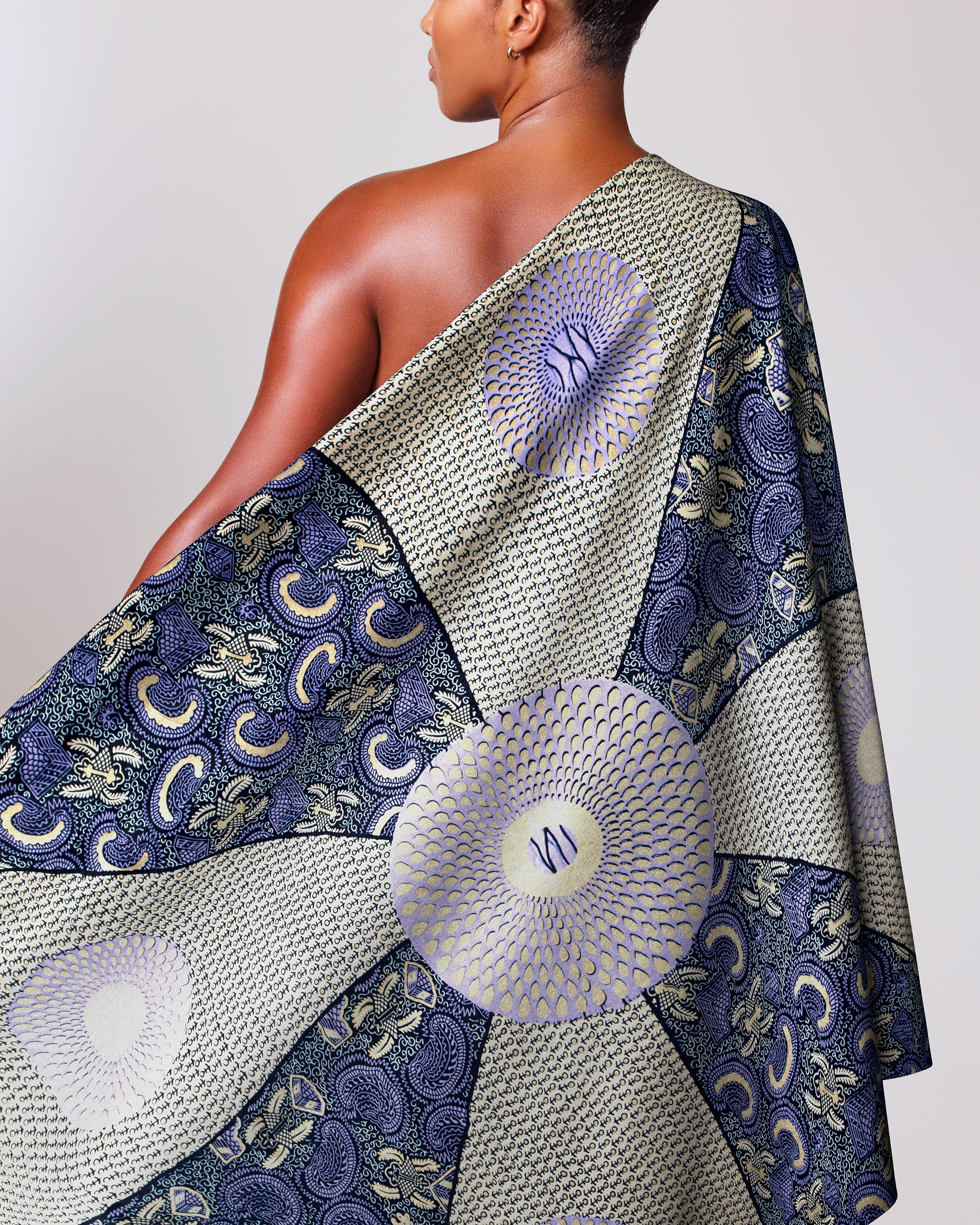 Wax Hollandais | VL55650.151 | Silver Embellished