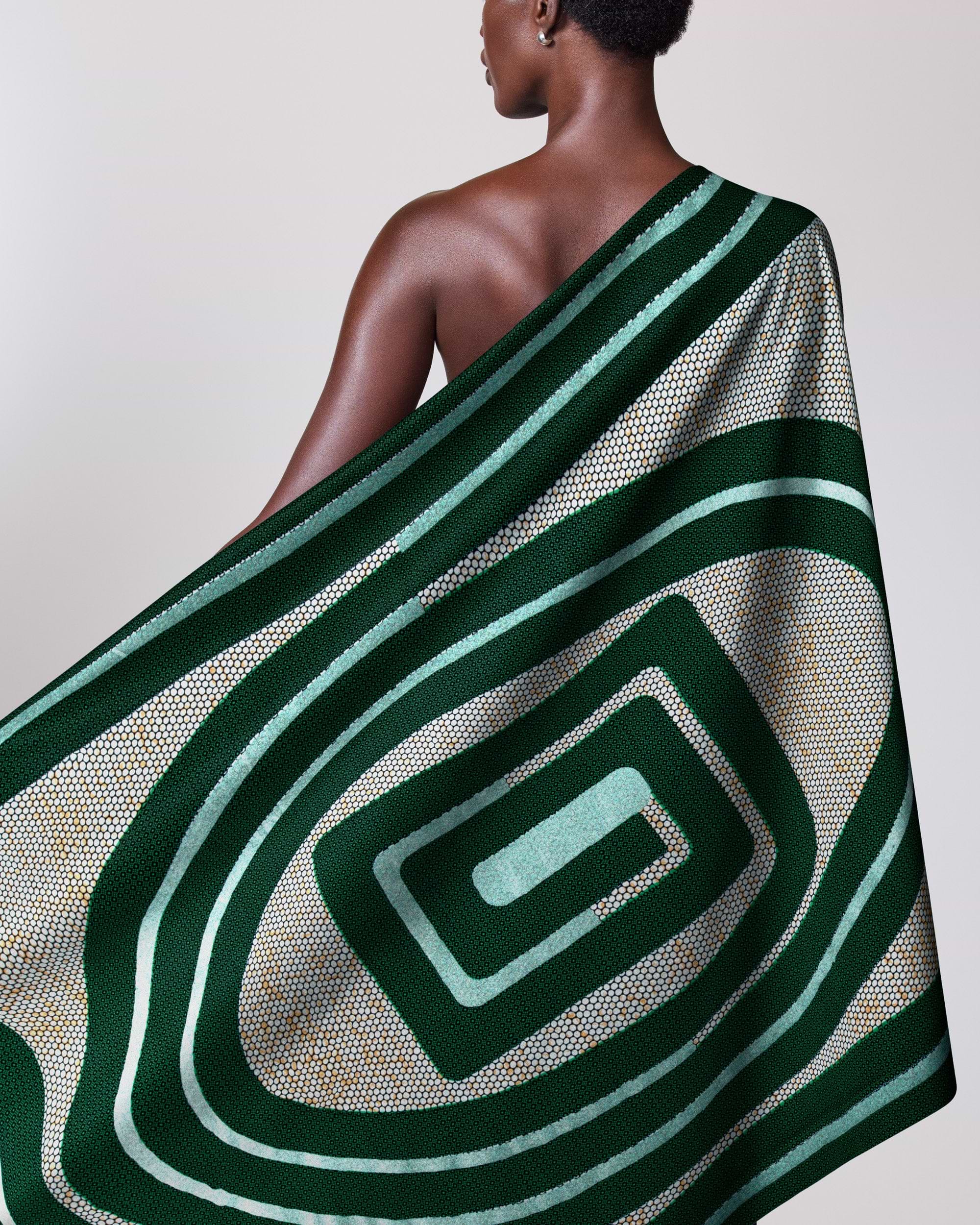 Woman wears vibrant green white wax hollandais vla0196.127