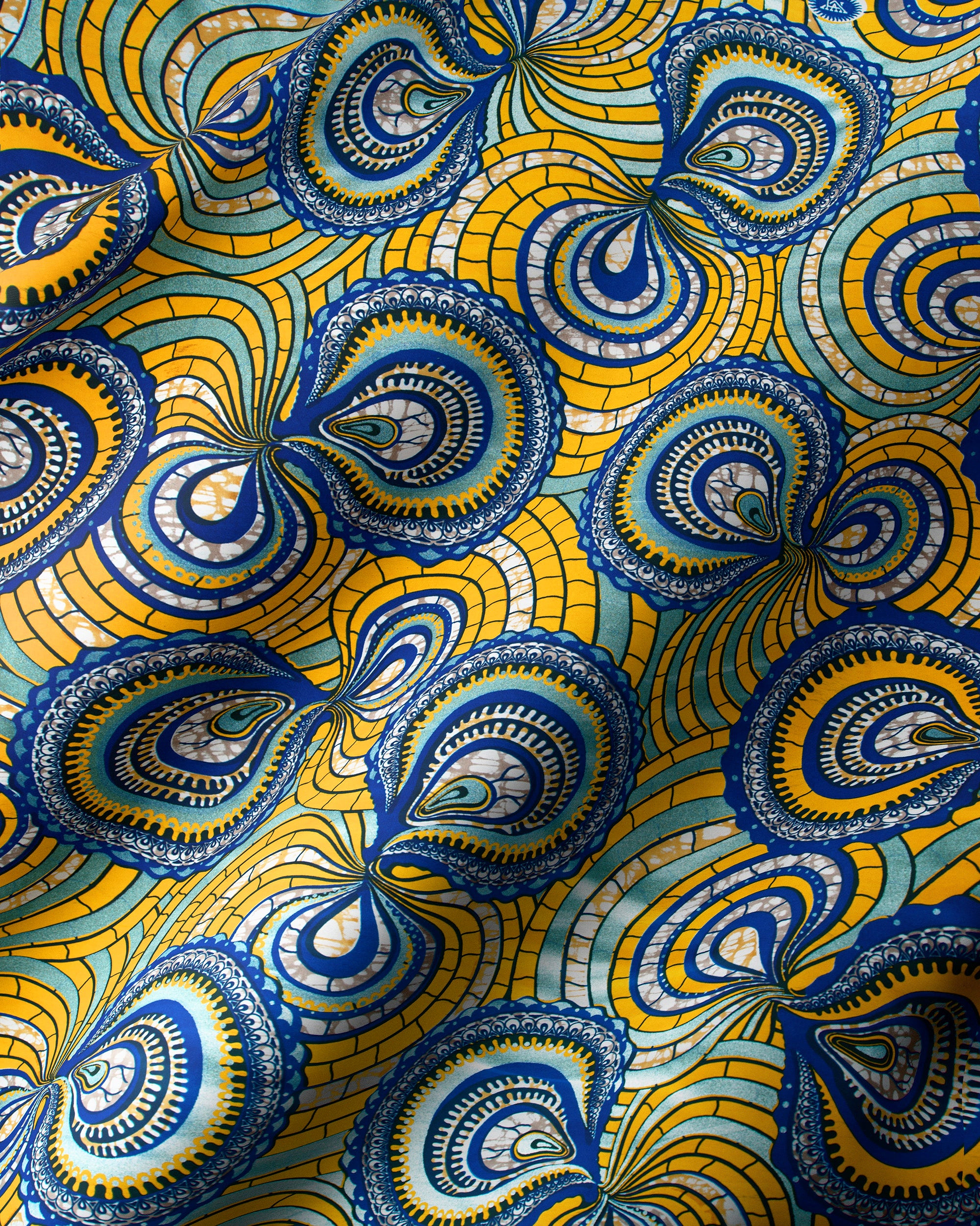 Vibrant yellow blue patterned fabric super-wax vls0695.012