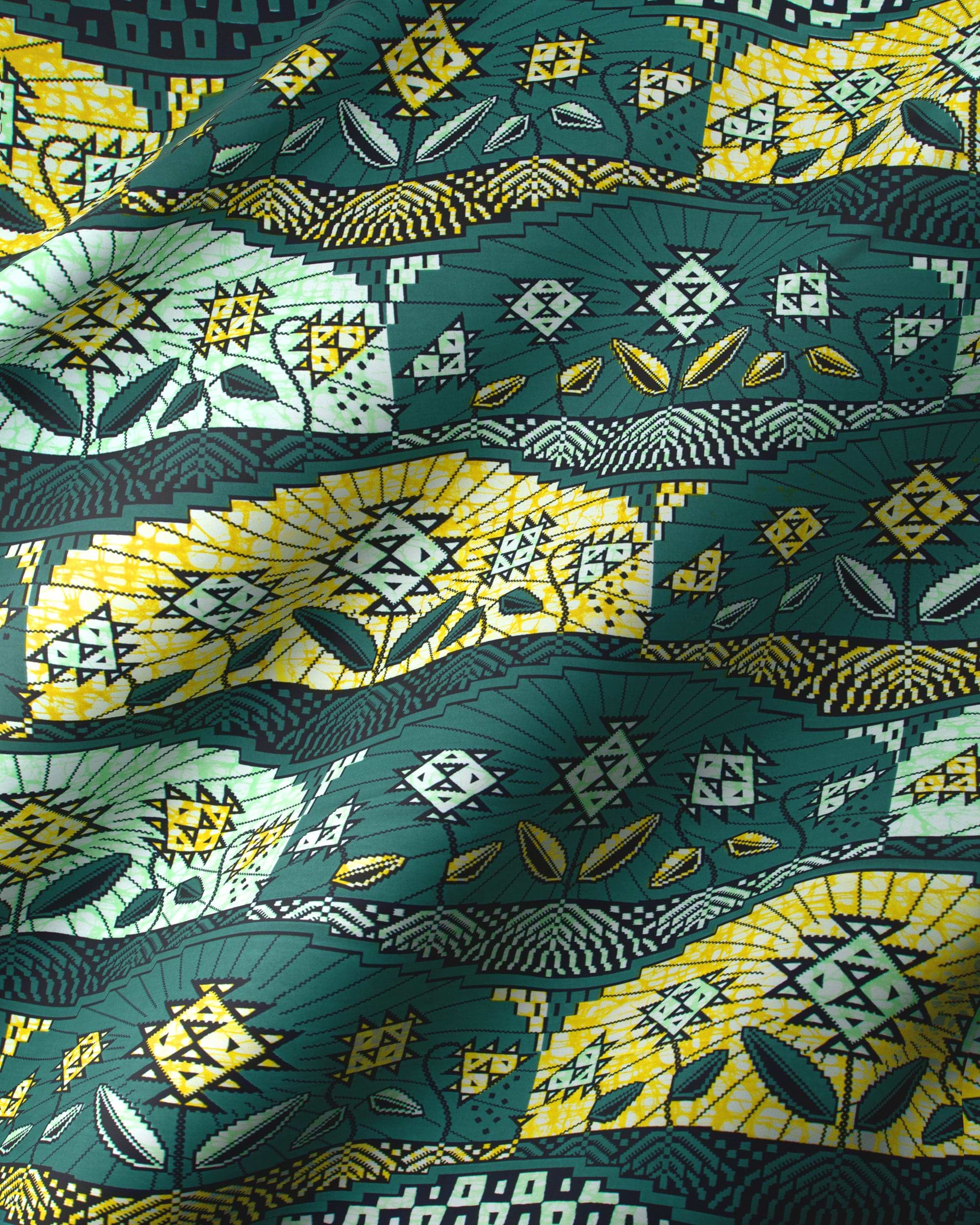 Vibrant green yellow patterned fabric super-wax vls2069.012