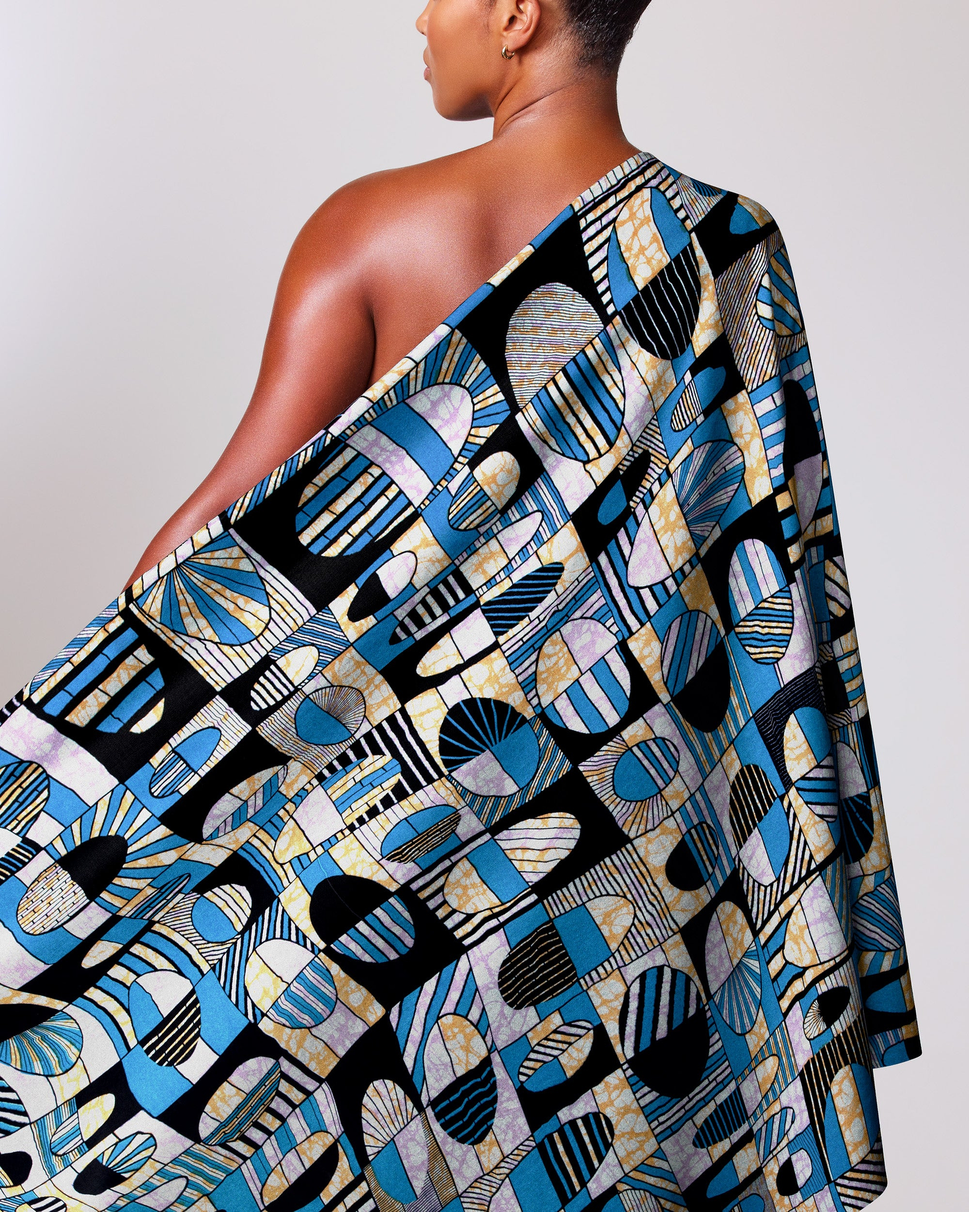 Vibrant blue black cream geometric-patterned super-wax vls2764.006