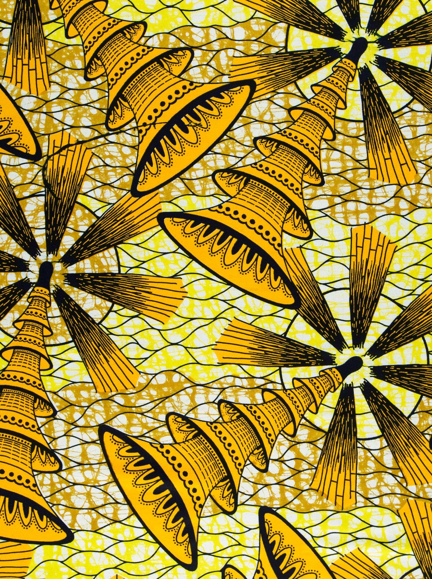 Vibrant yellow black patterned african super-wax vls7691.004