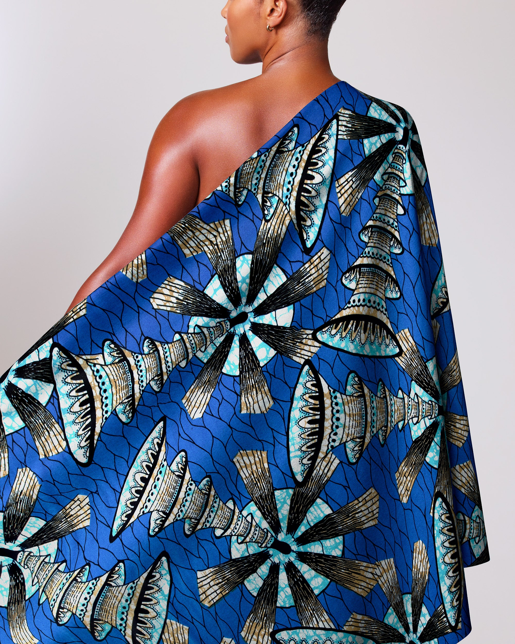 Vibrant blue one-shoulder dress intricate super-wax vls7691.014