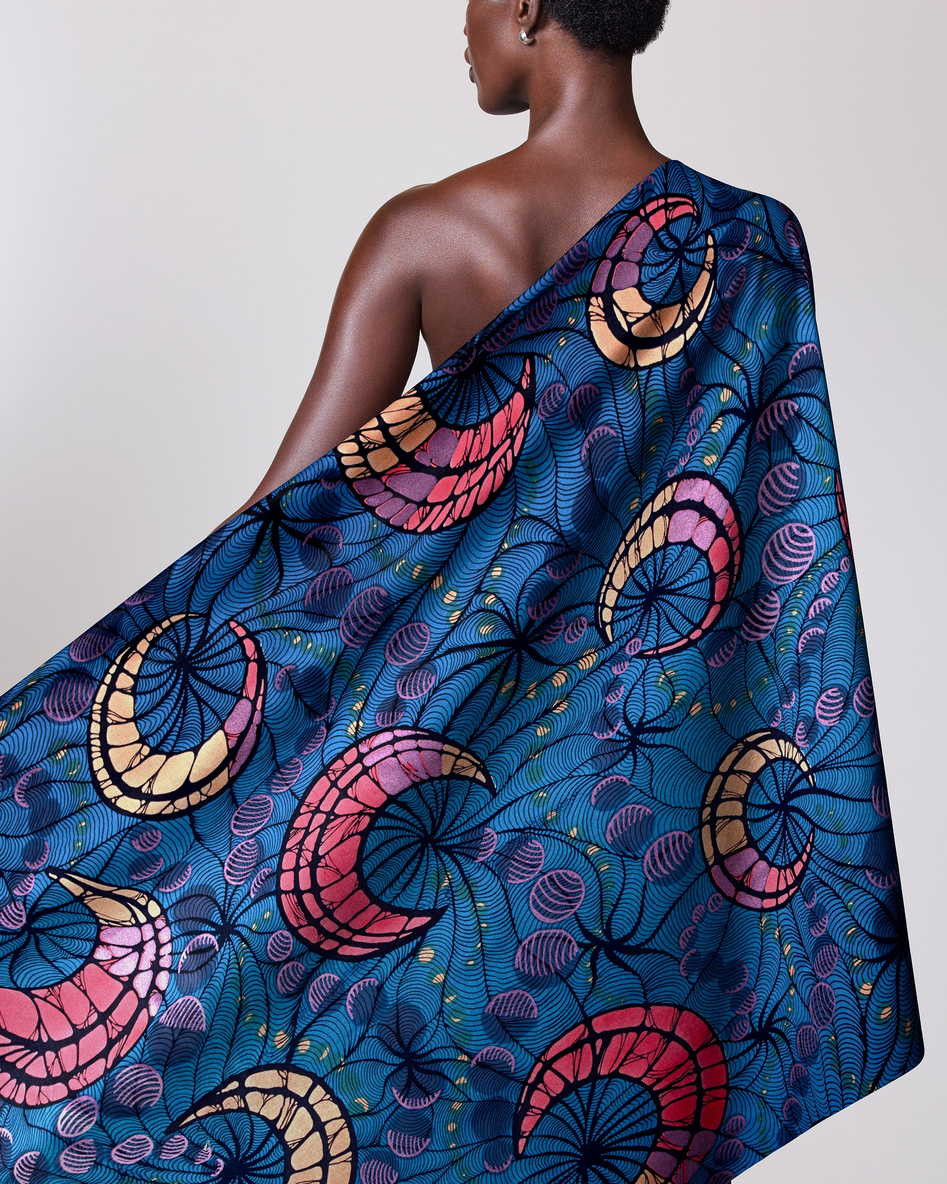 Vibrant blue fabric draped model’s satin royal vlw0192.006