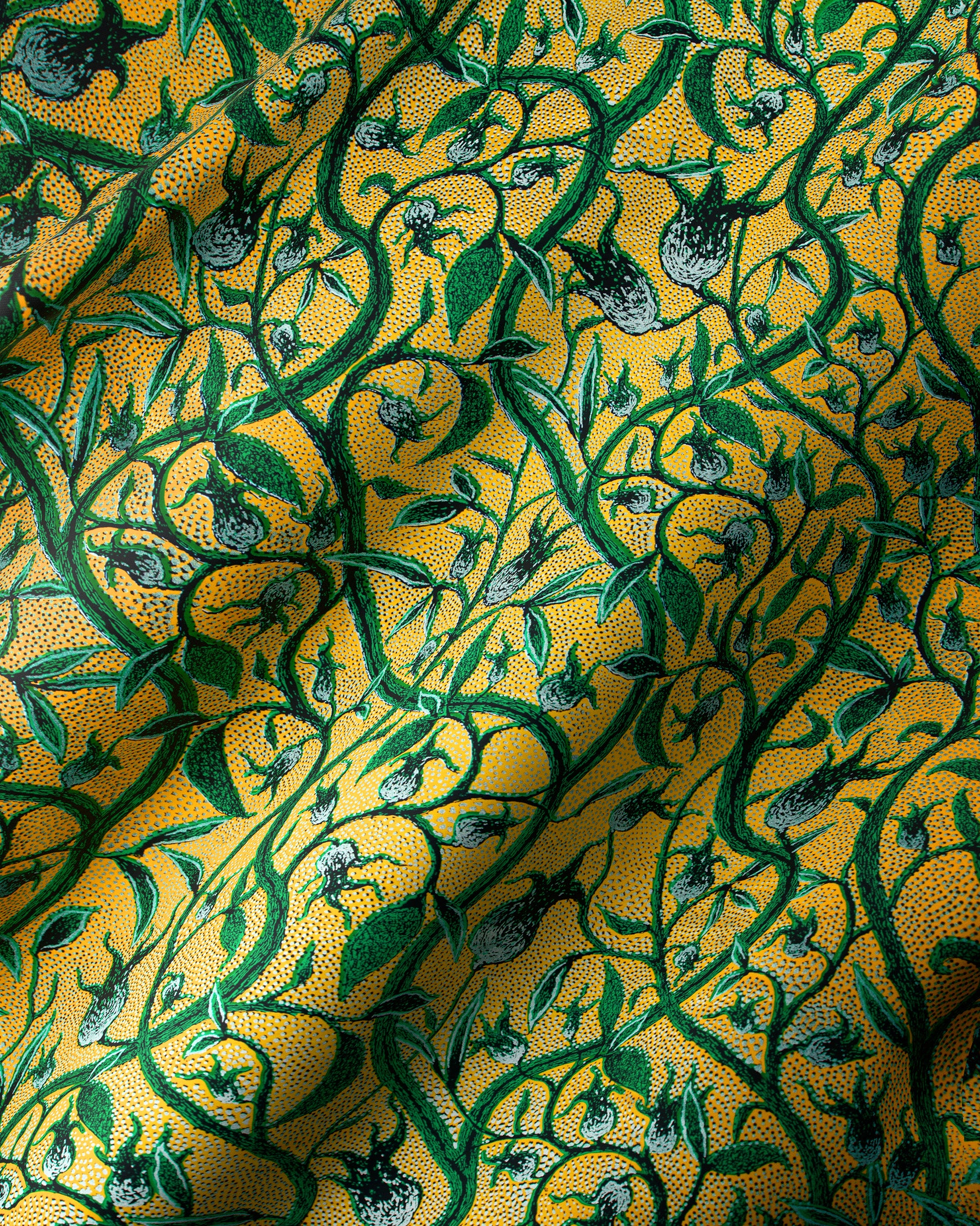 Vibrant yellow fabric adorned intricate wax hollandais vlw0466.014