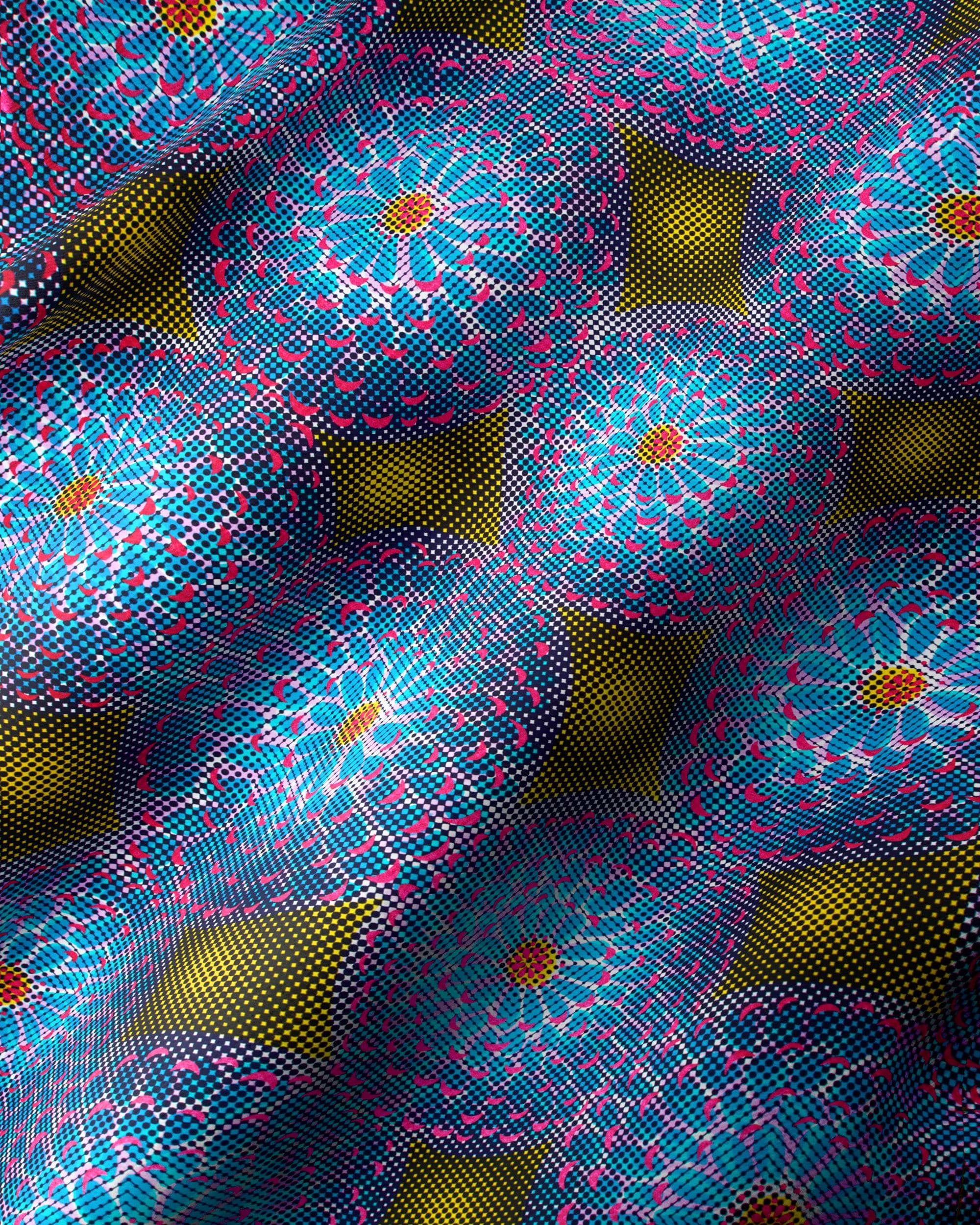 Vibrant blue pink yellow geometric-patterned satin royal vlw1787.003