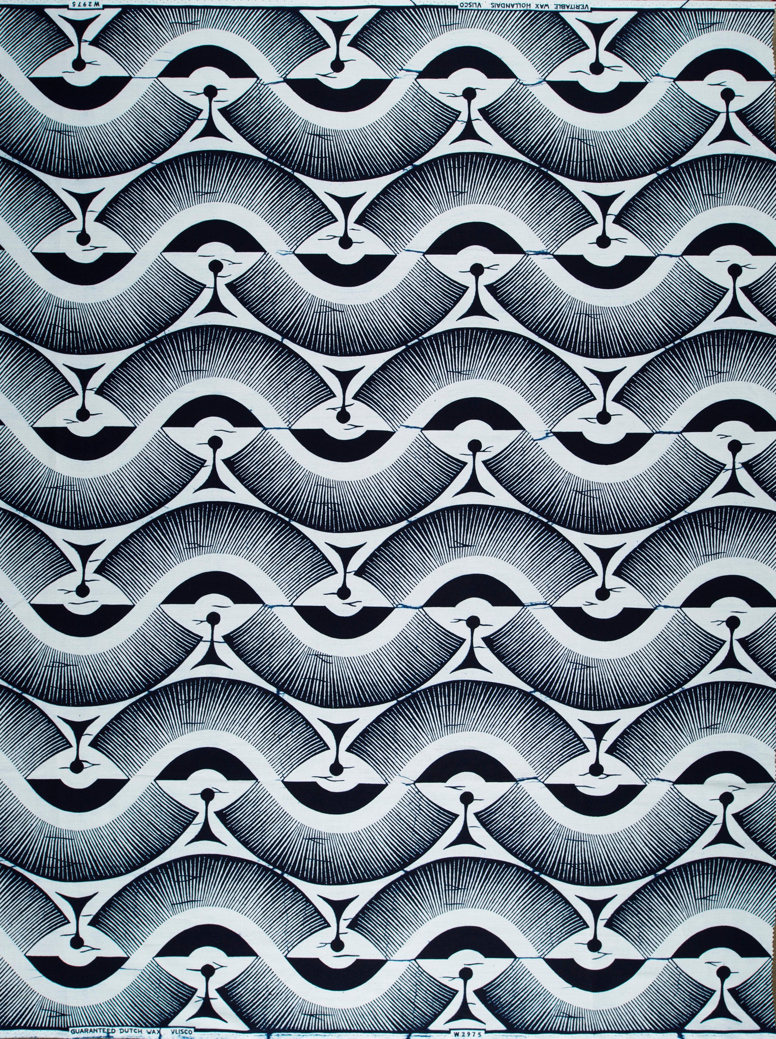Black white geometric patterned fabric wax hollandais vlw2975.013